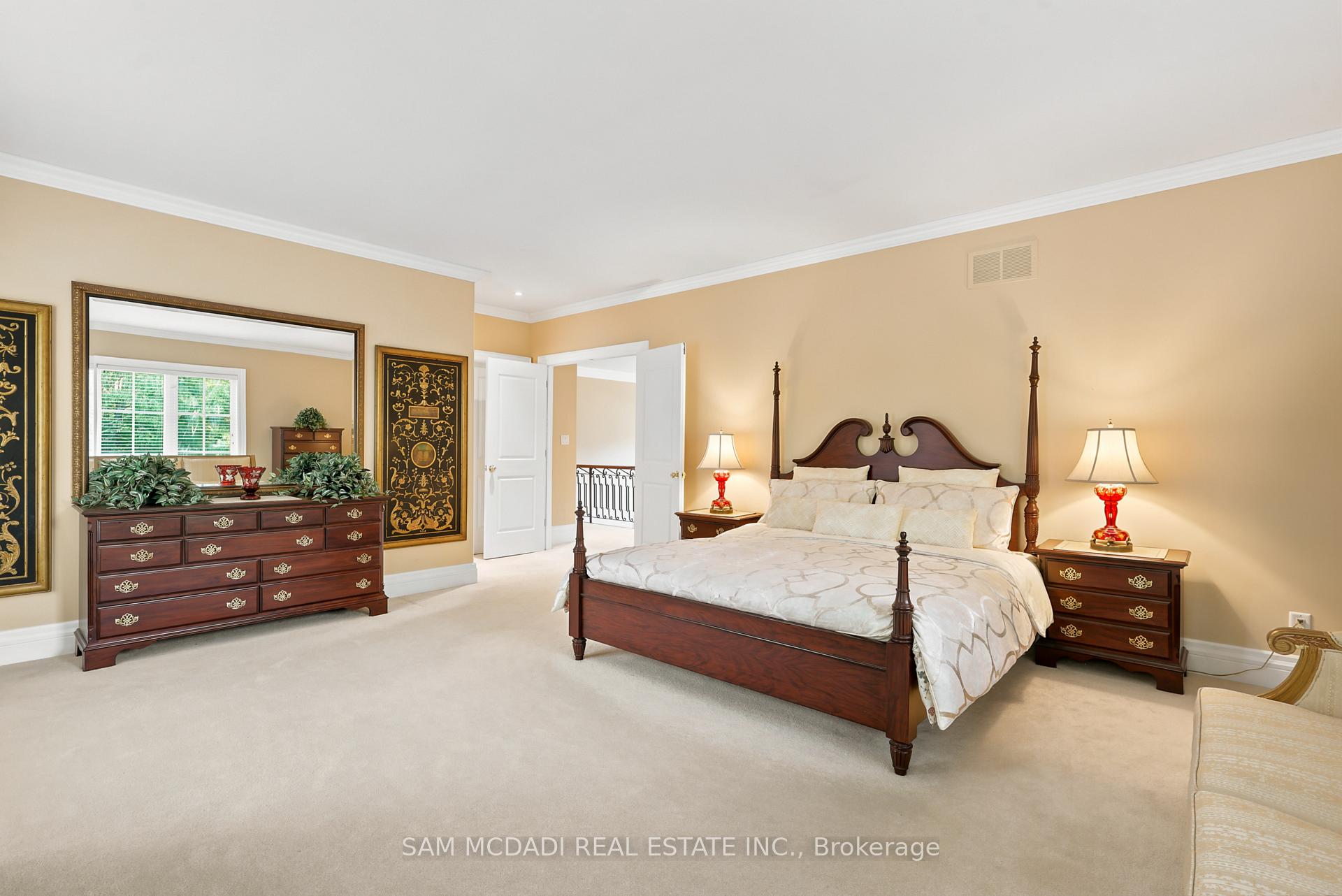 65 Kingswood Drive