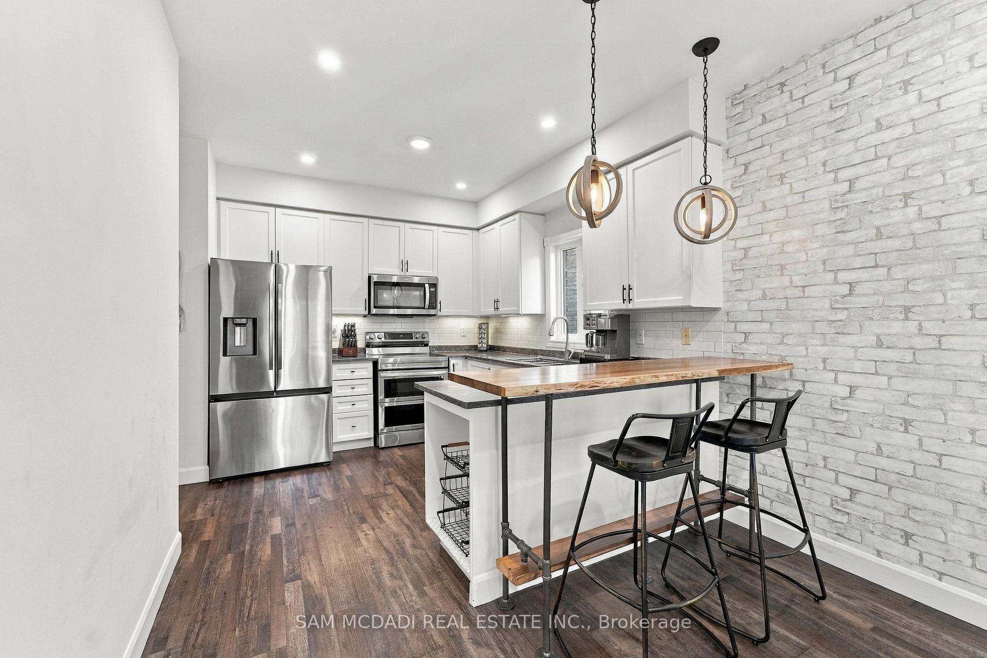 400 Forest Fountain Drive