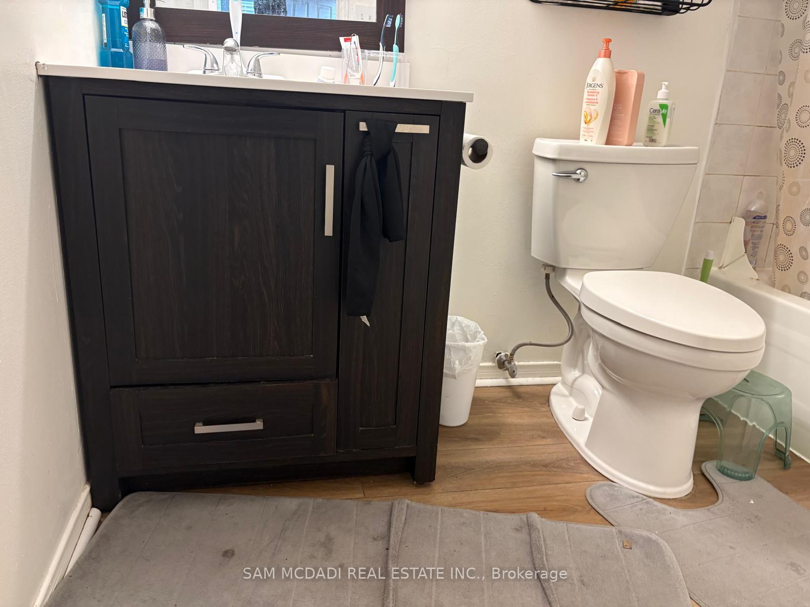 87 Rundle Crescent Lower