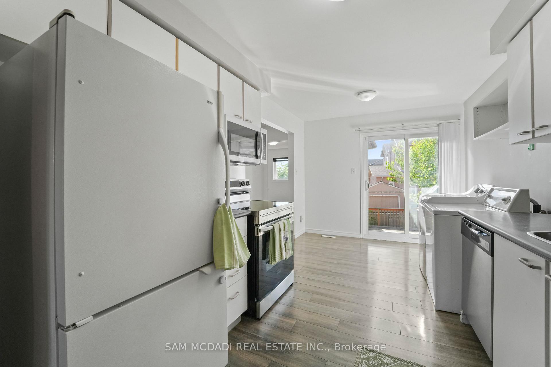 87 Rundle Crescent