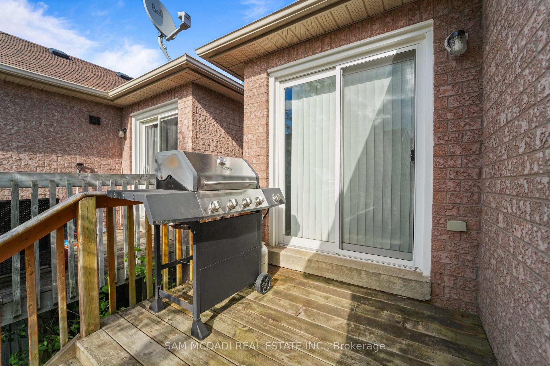 87 Rundle Crescent