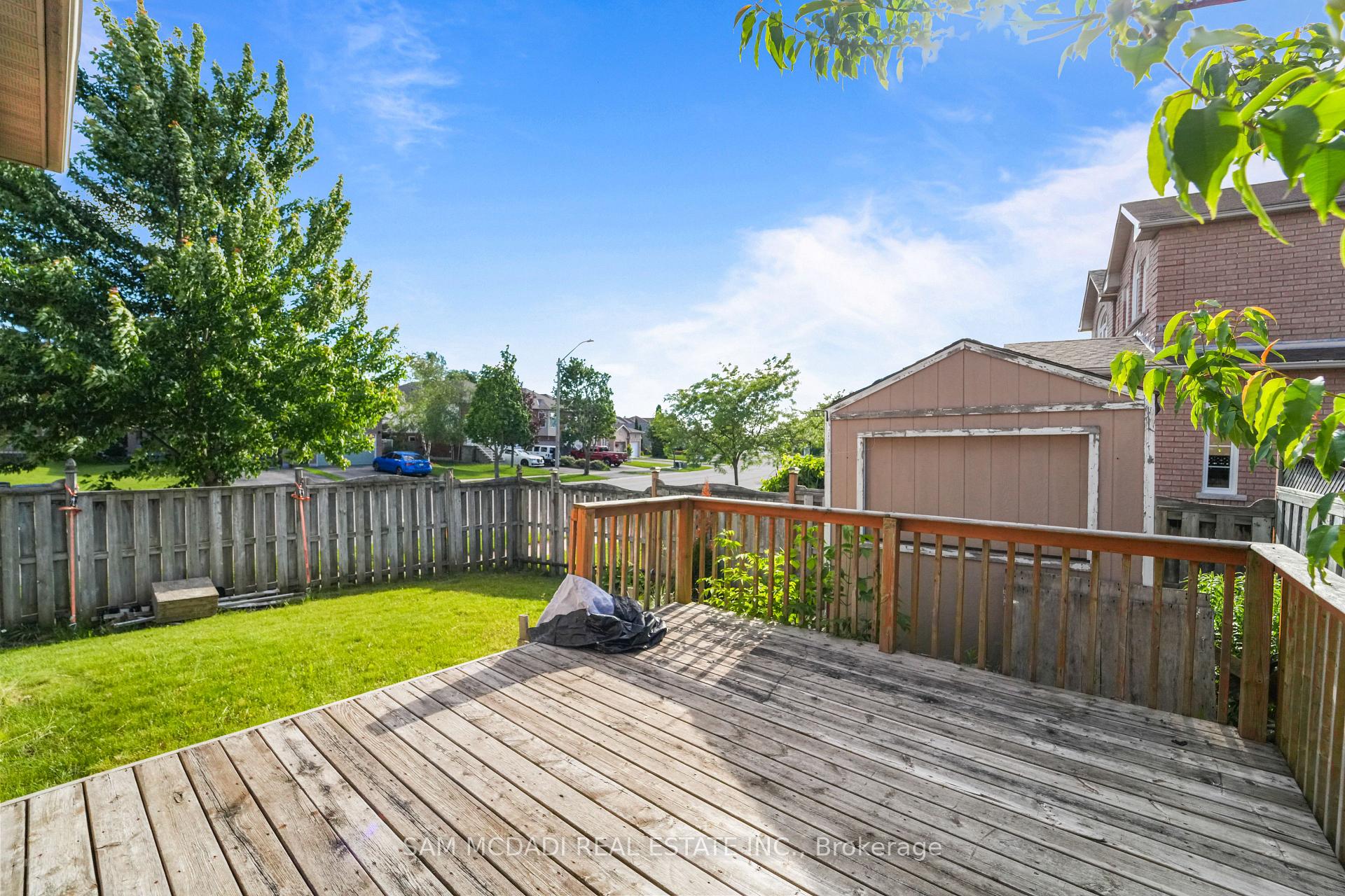 87 Rundle Crescent