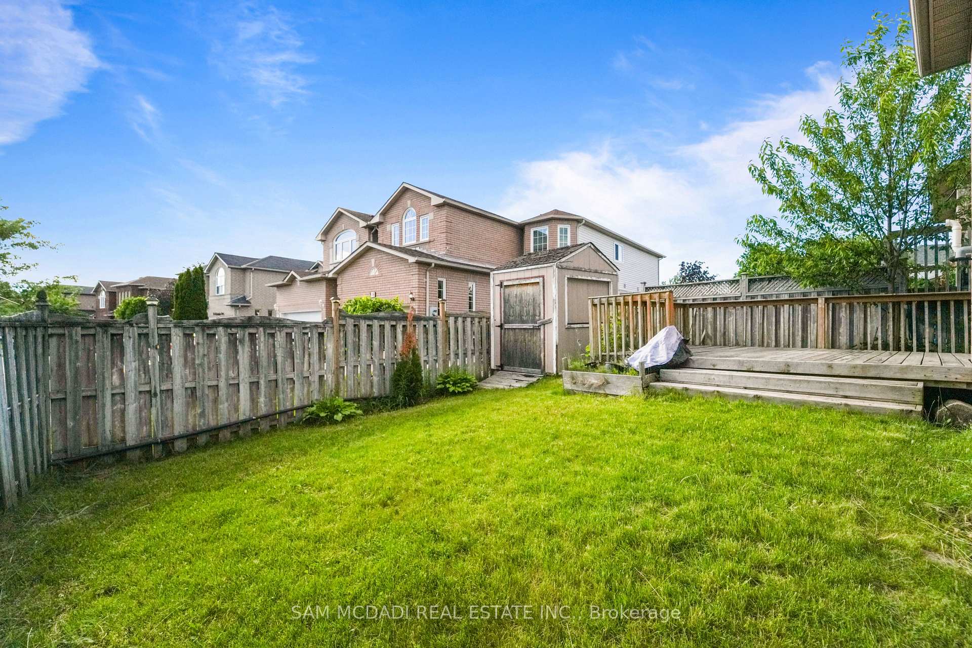 87 Rundle Crescent