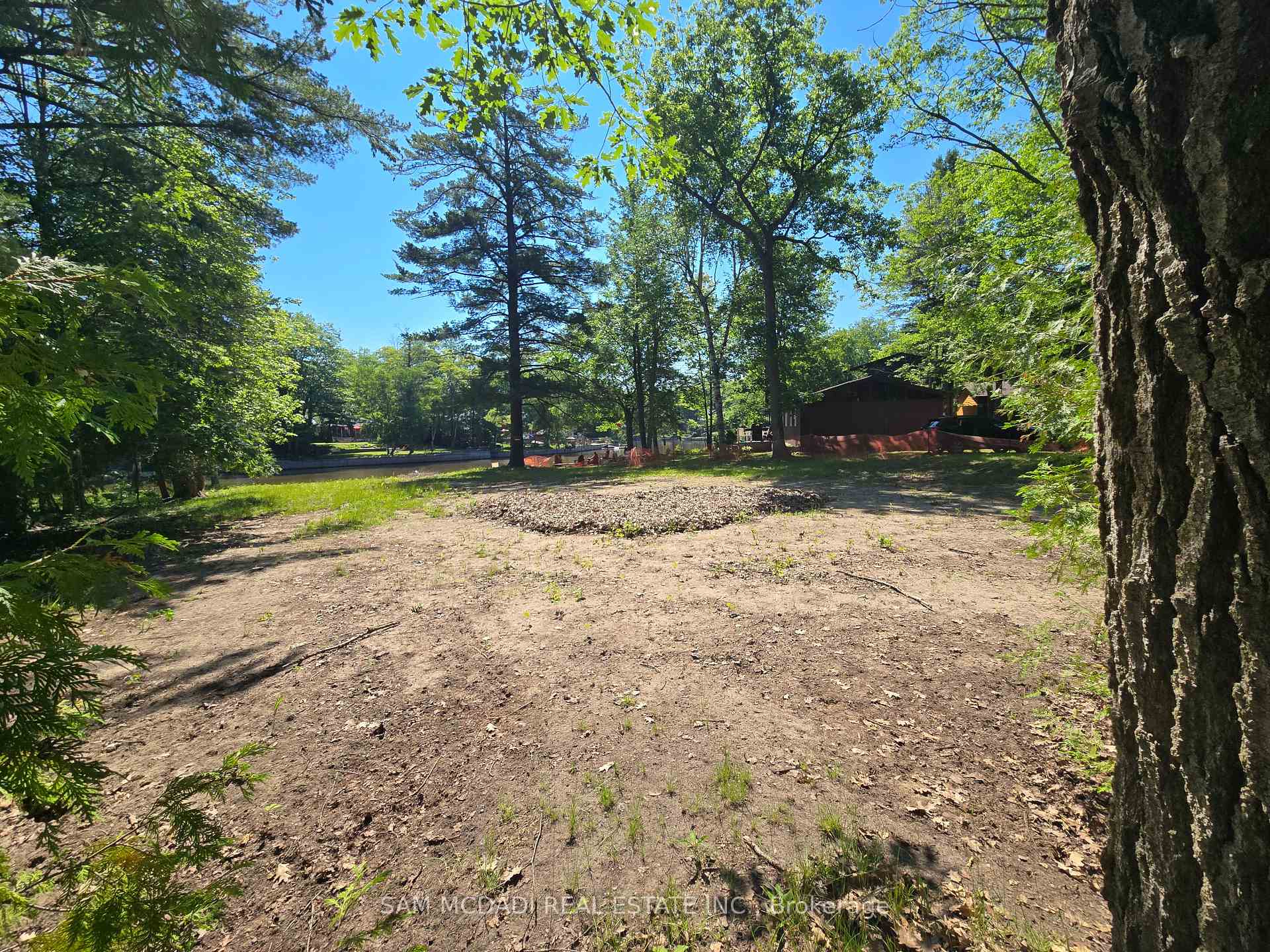 490 Oxbow Park Drive
