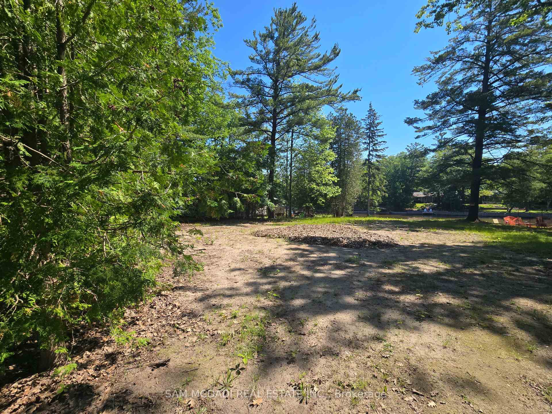 490 Oxbow Park Drive