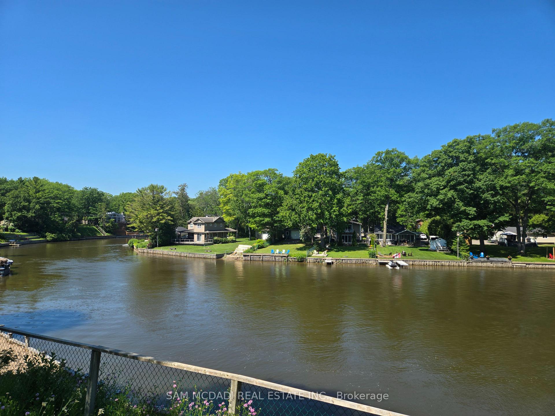 490 Oxbow Park Drive