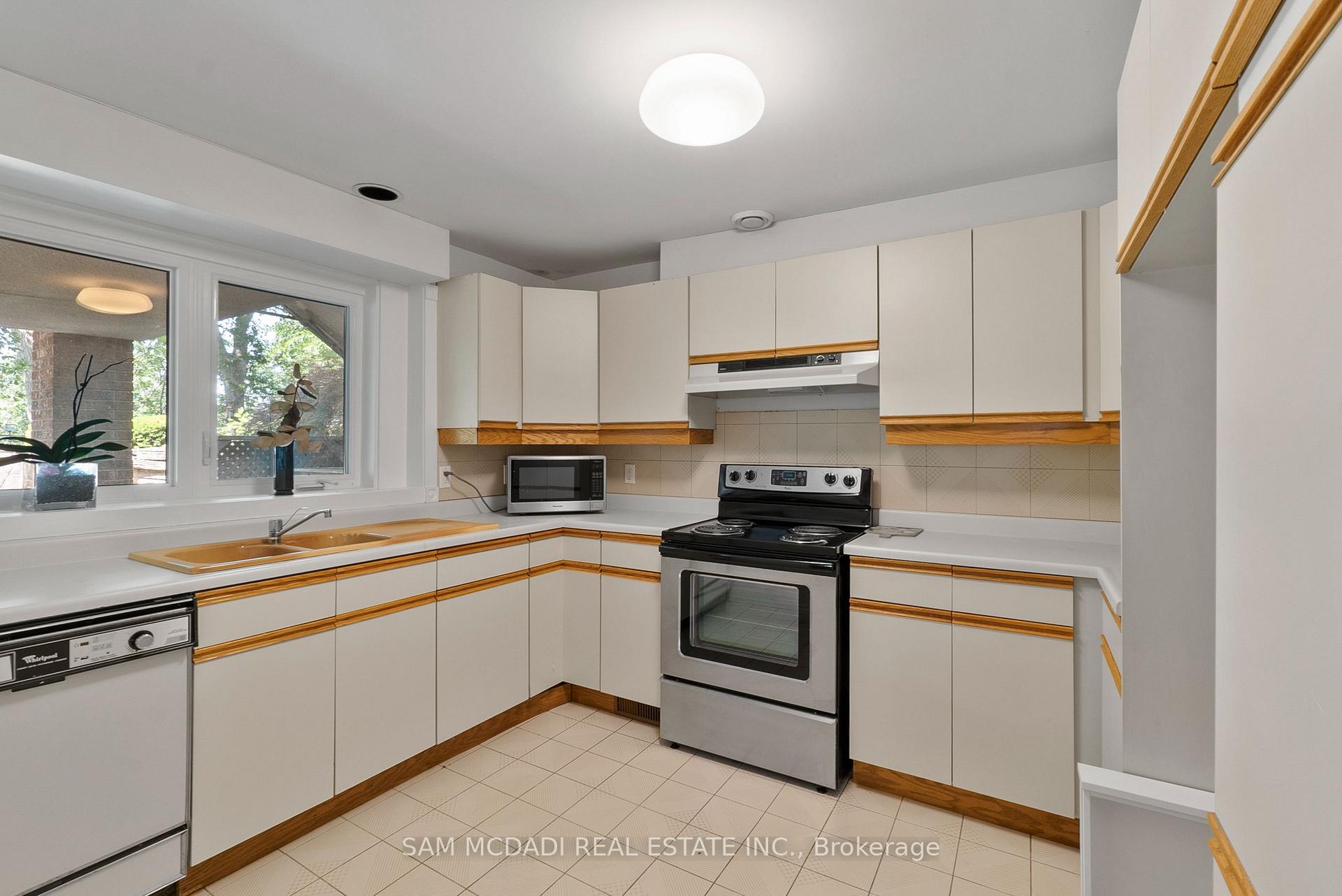 2235 Shawanaga Trail