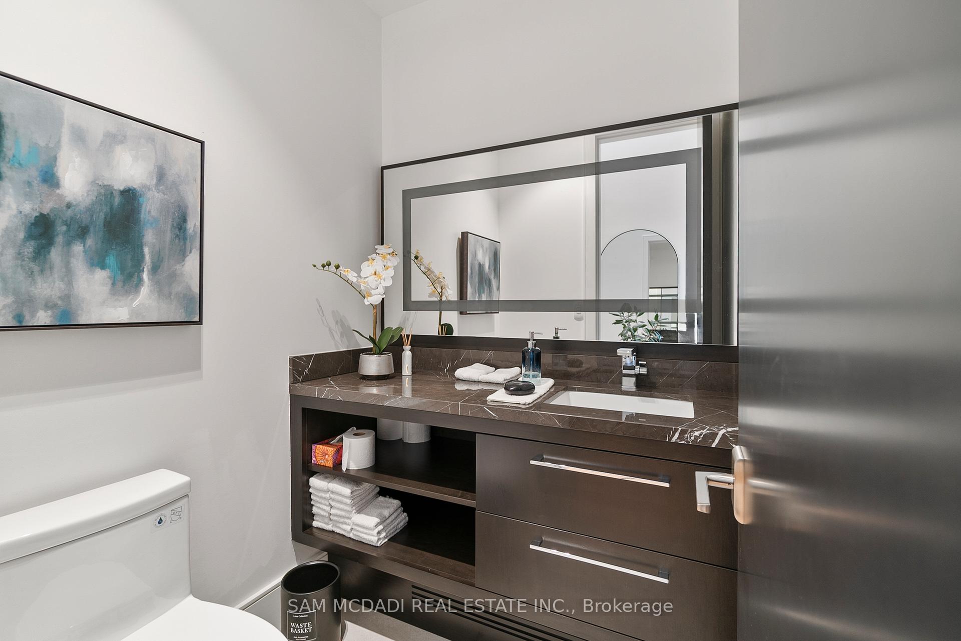 2488 Lakeshore Road E