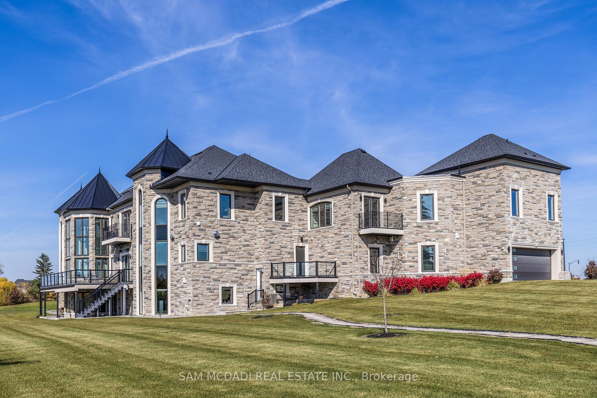 4 Saint Lukes Court