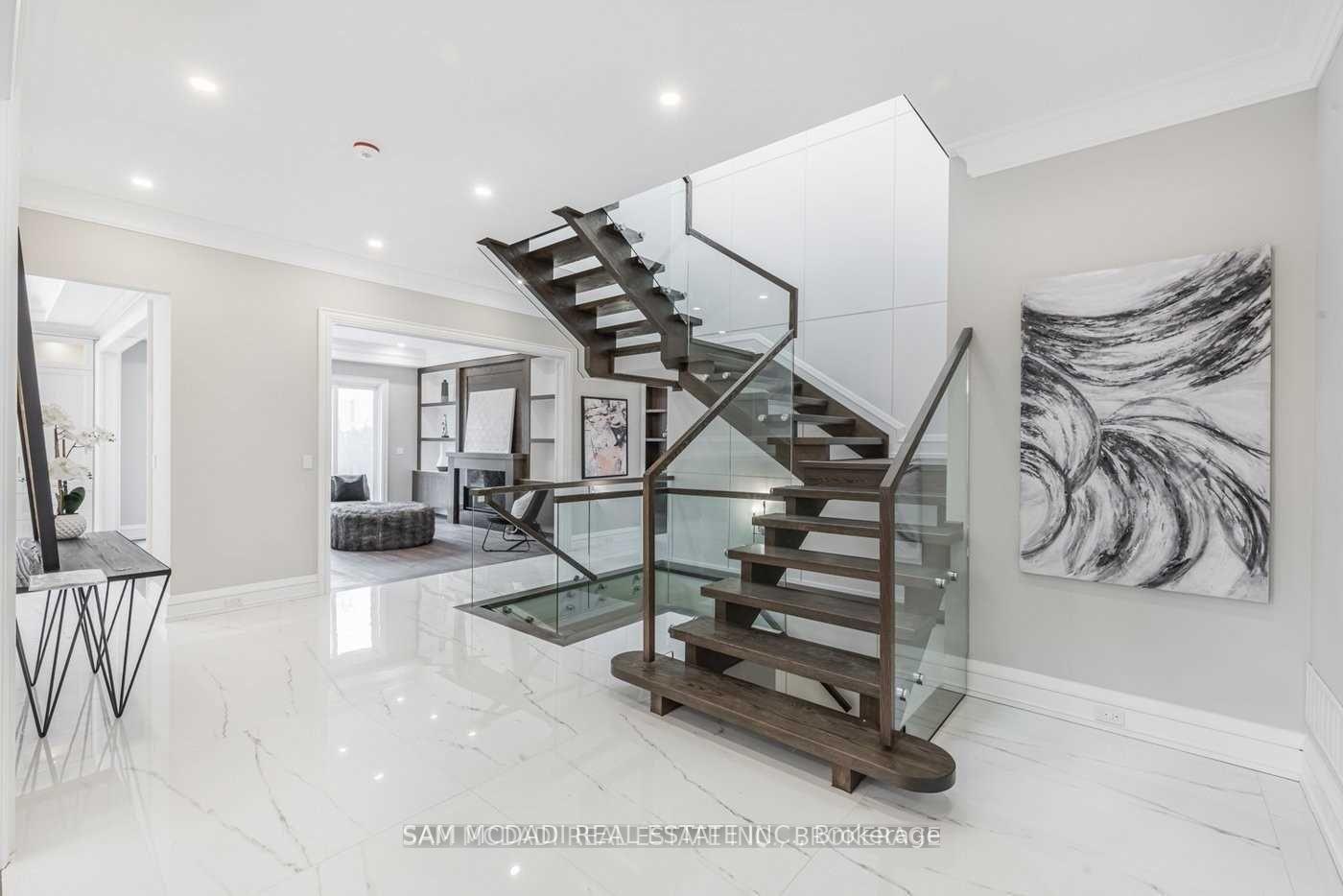 577 Indian Road