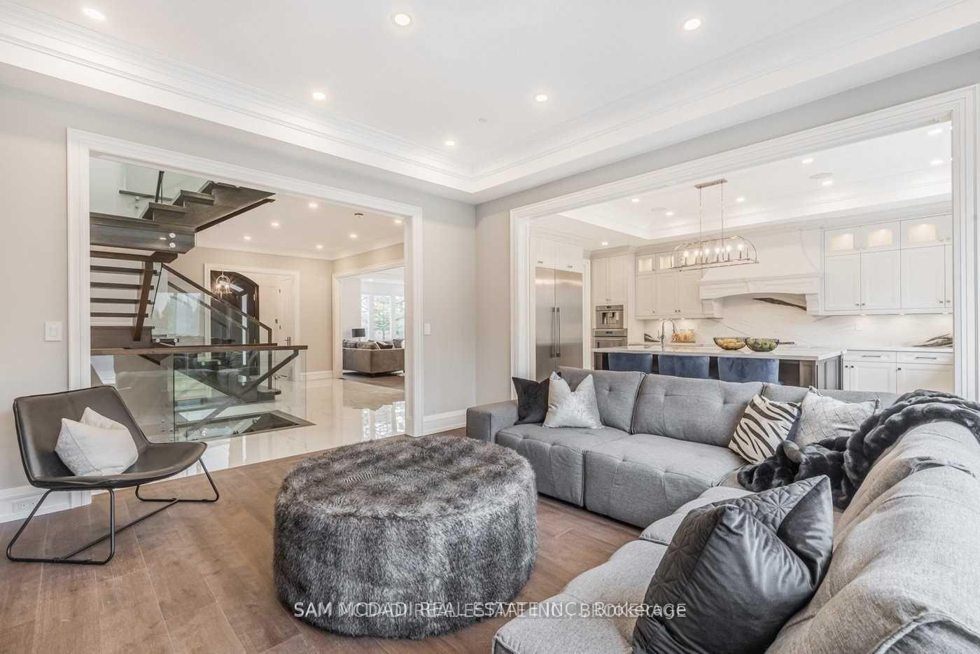 577 Indian Road