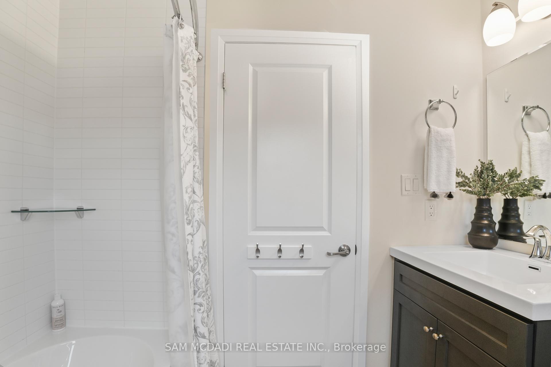 3006 Creekshore Common 34