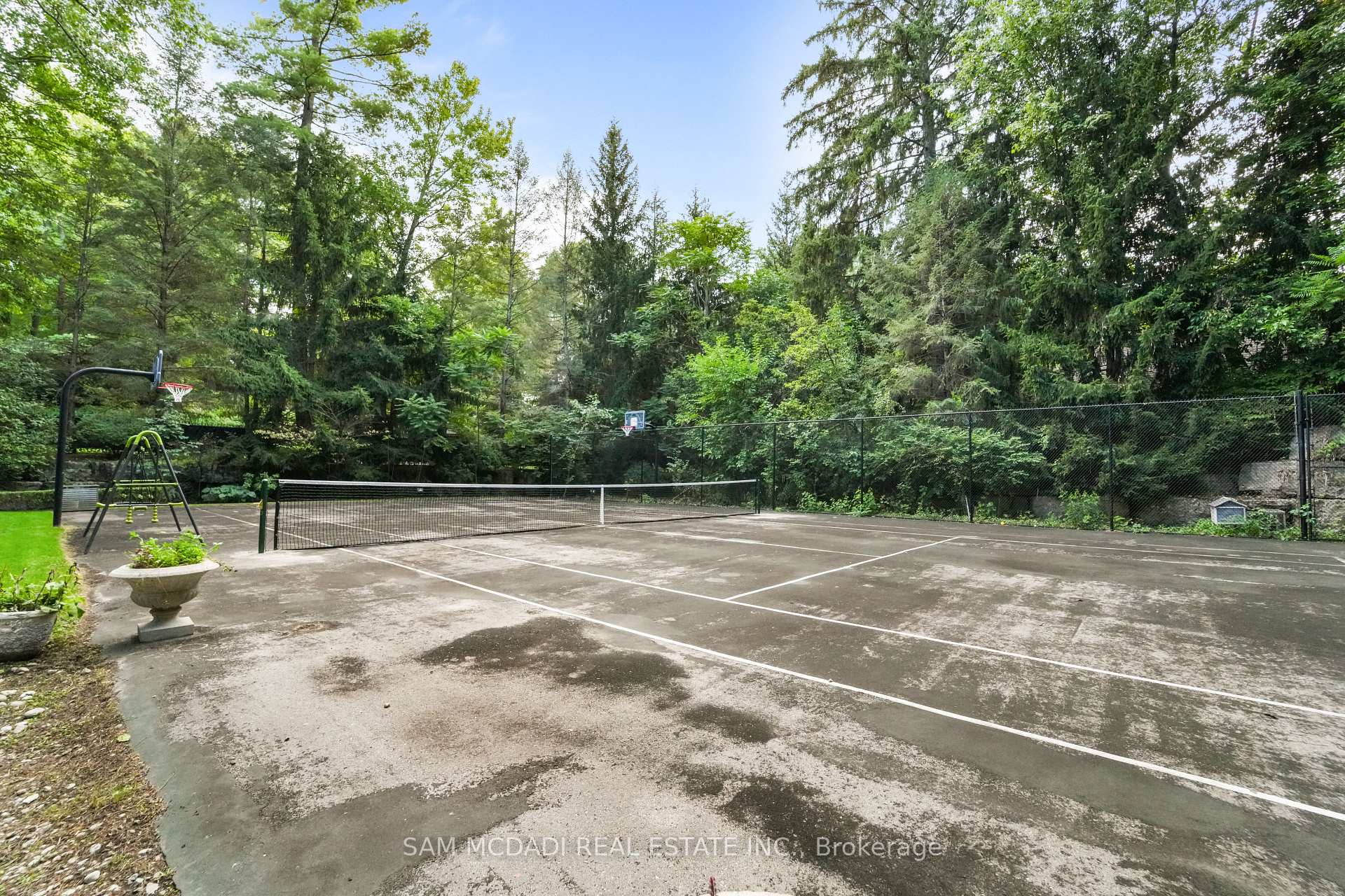 2035 Heartwood Court