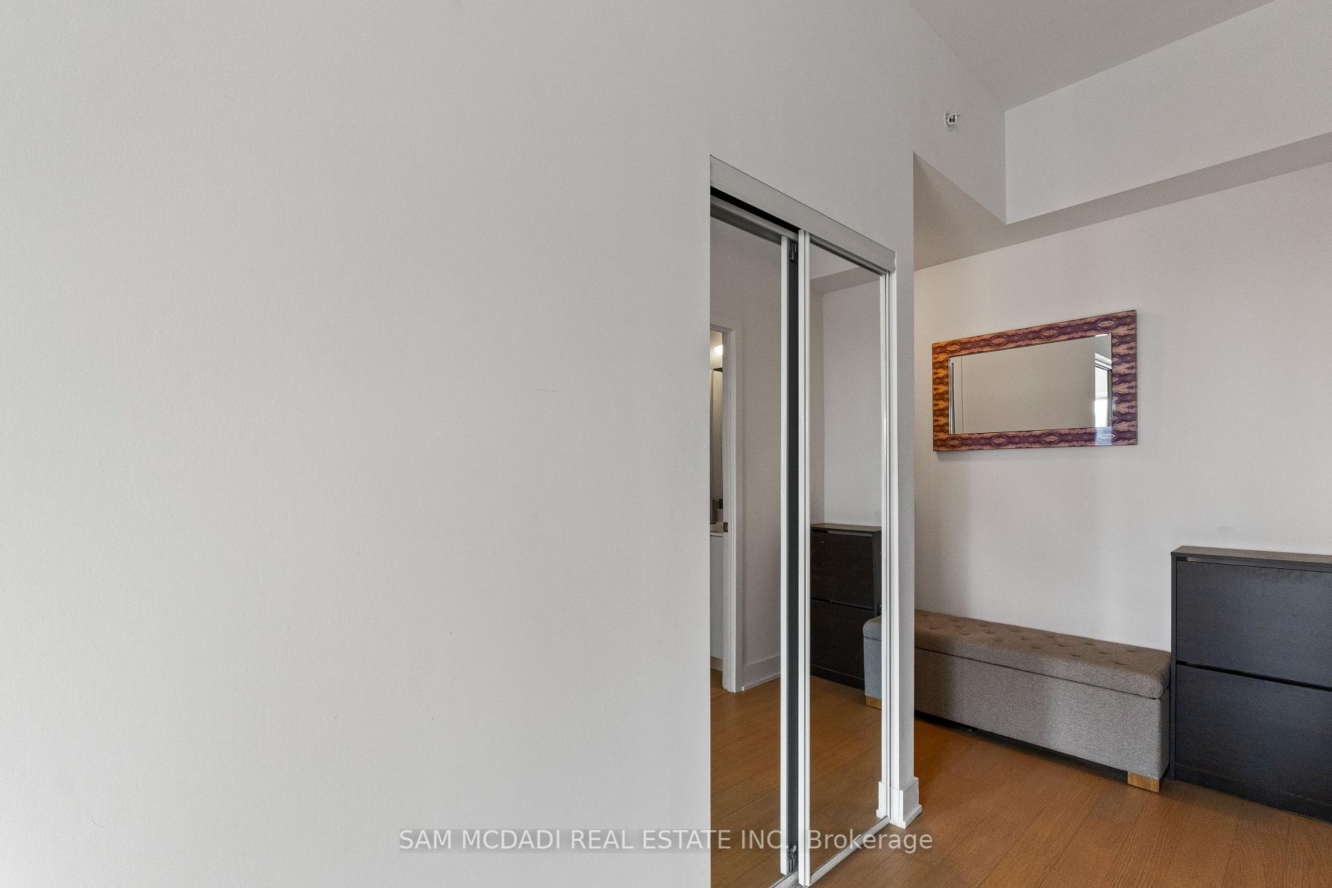 30 Shore Breeze Drive 1012