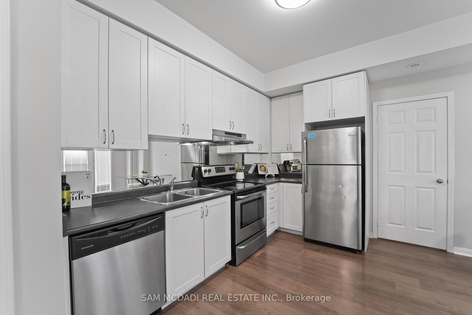 2895 Hazelton Place 8