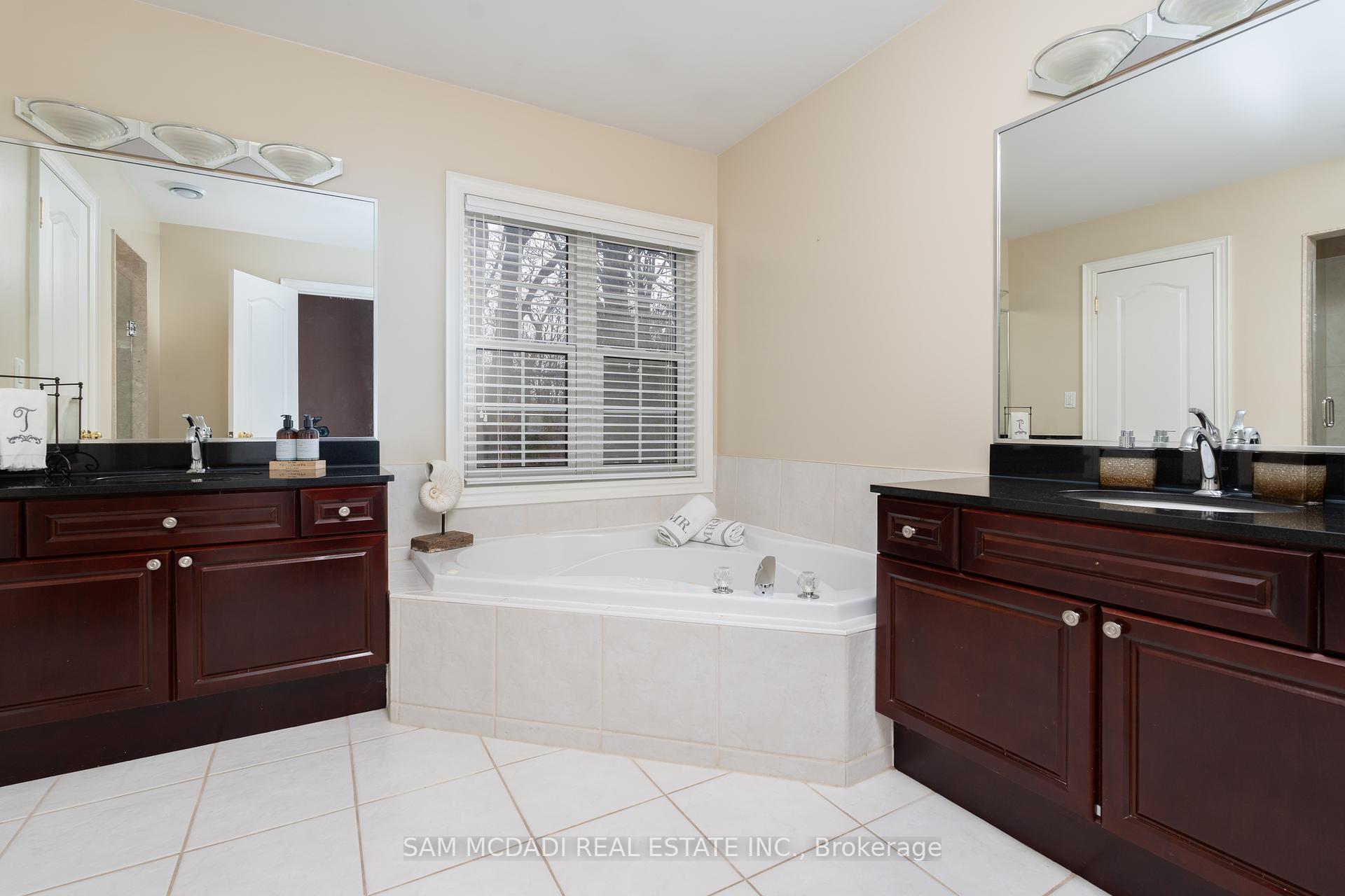 3248 Barchester Court