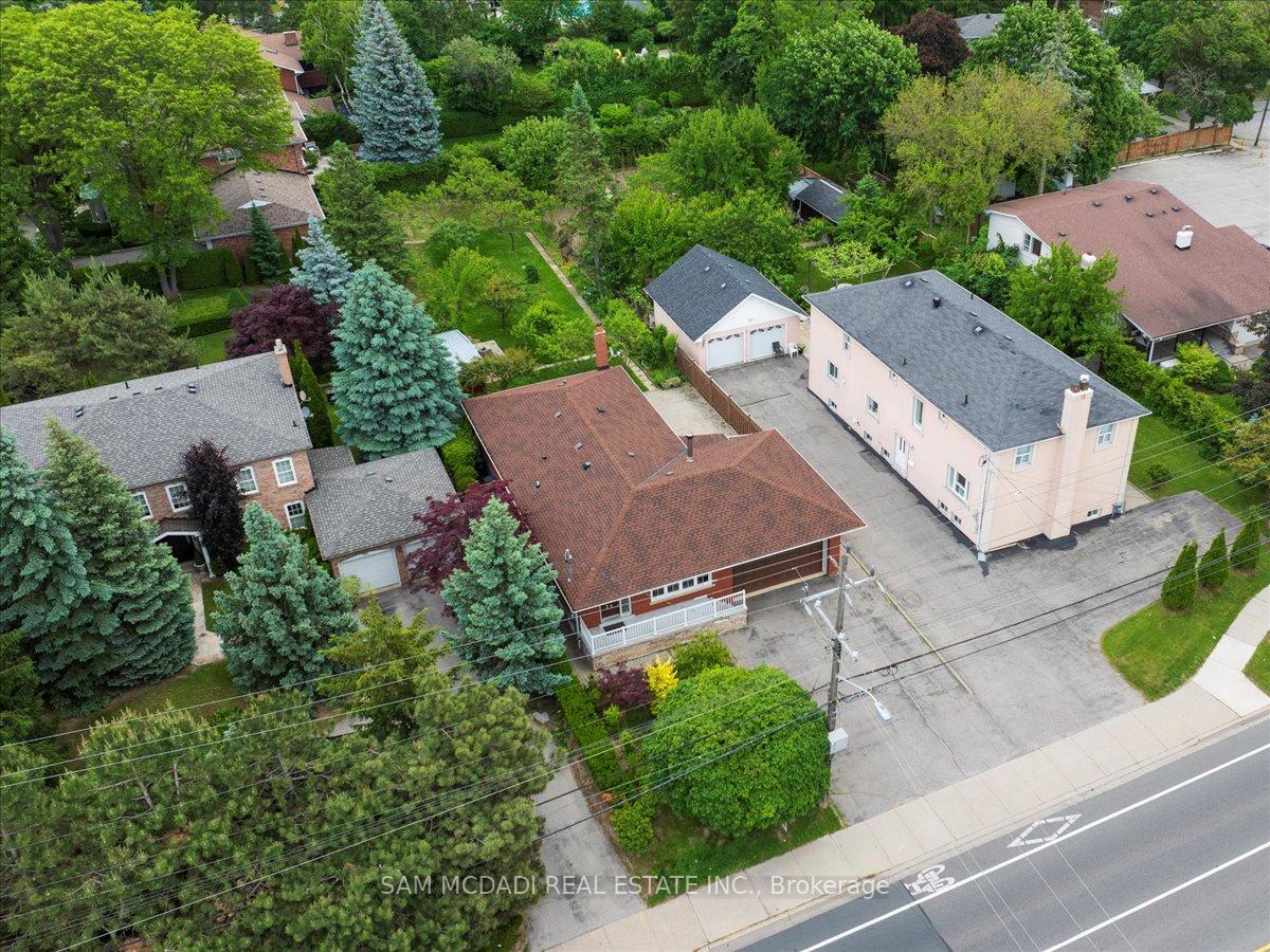 1491 Royal York Road