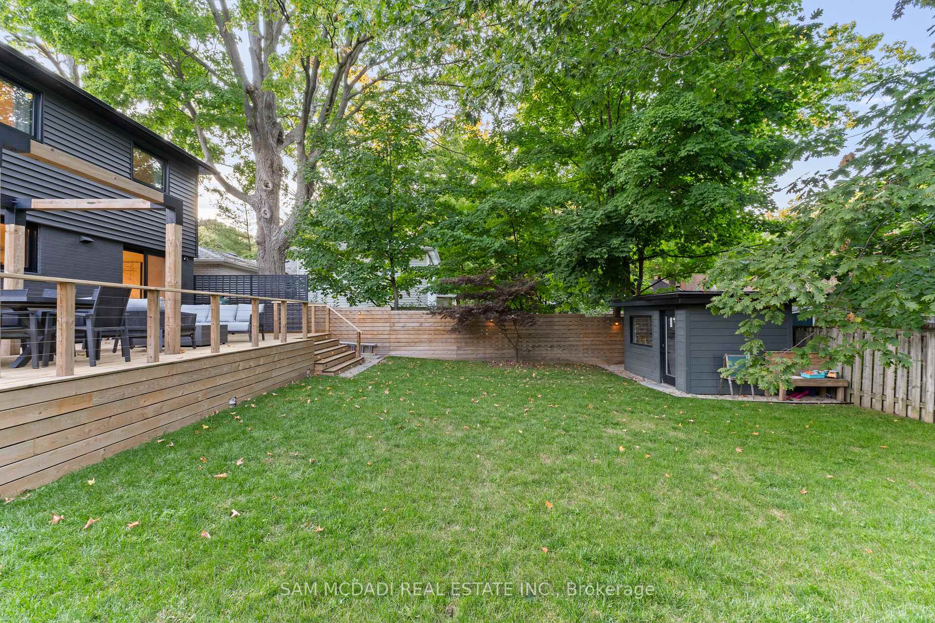 1375 Everall Road