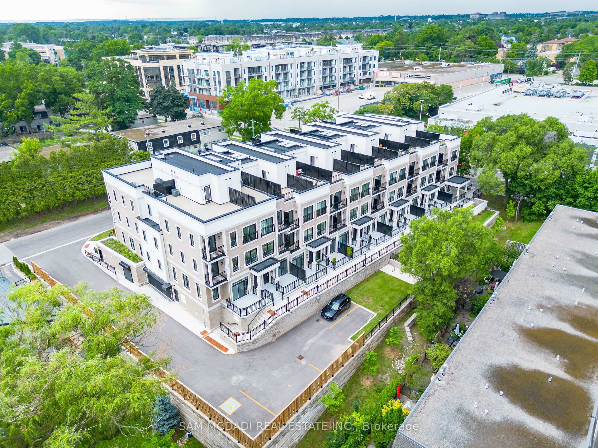 95 Brookfield Road 21