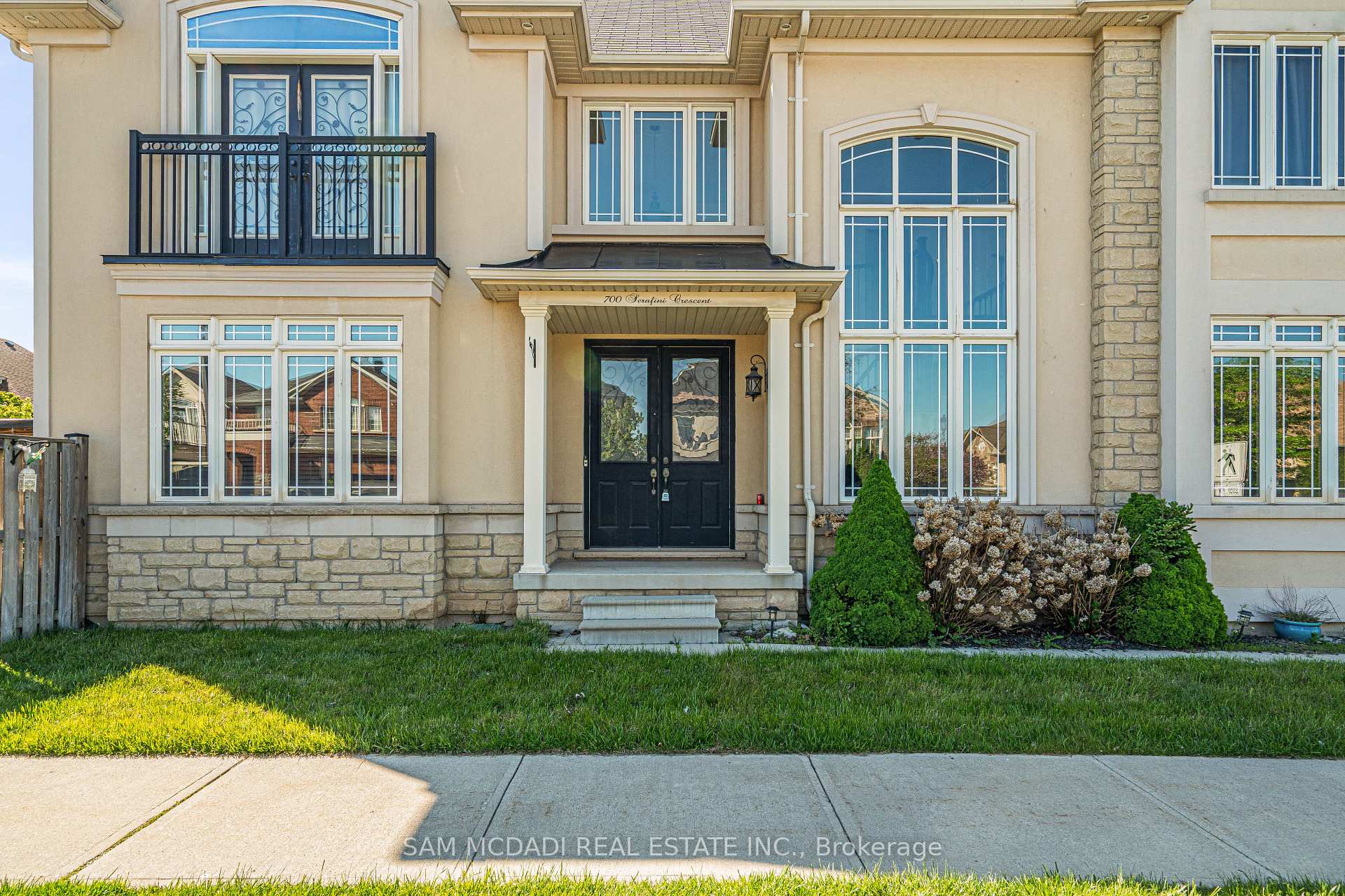 700 Serafini Crescent
