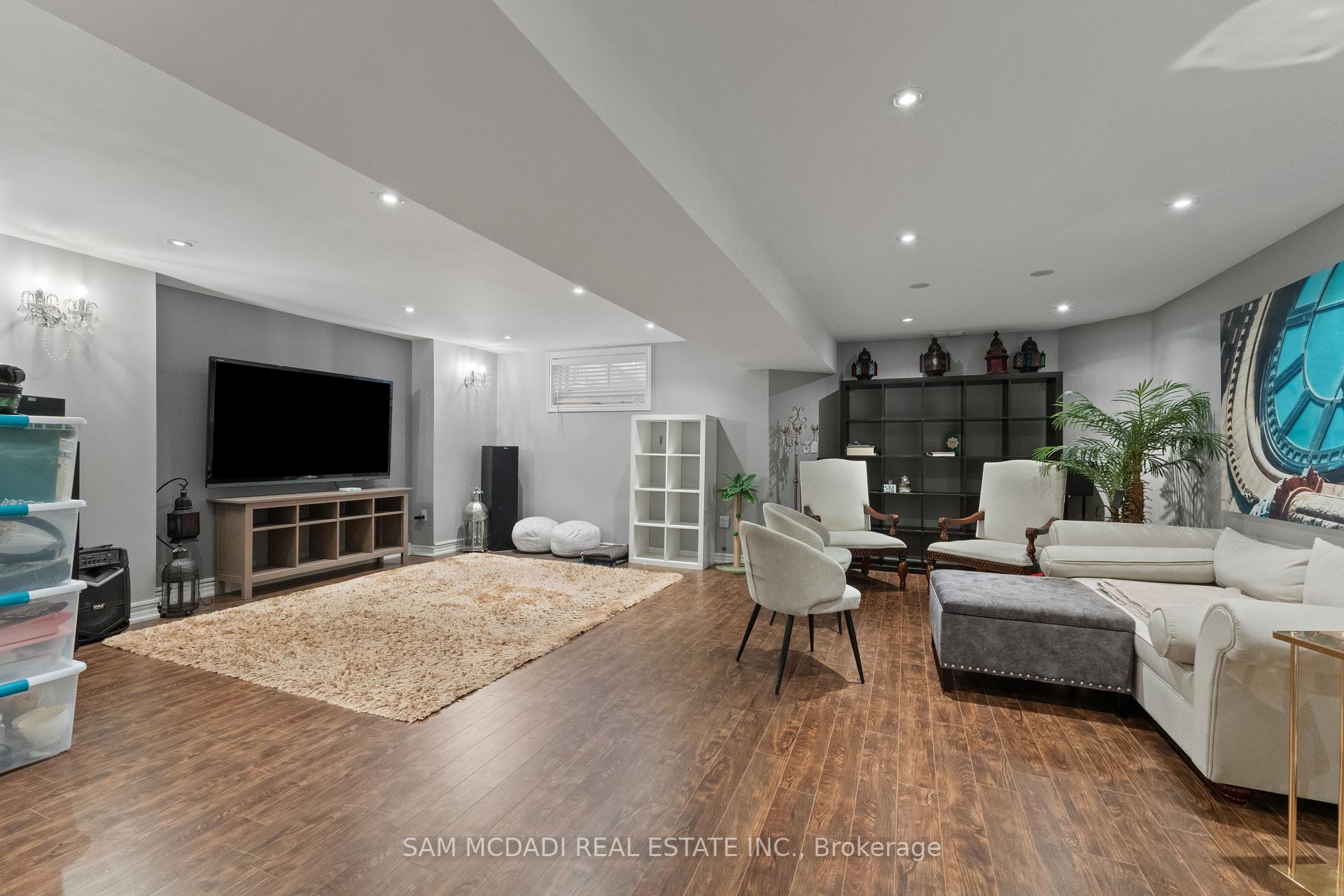 700 Serafini Crescent