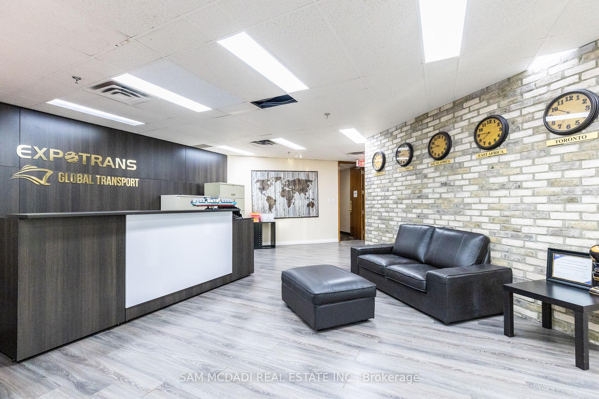 2800 Skymark Avenue 309