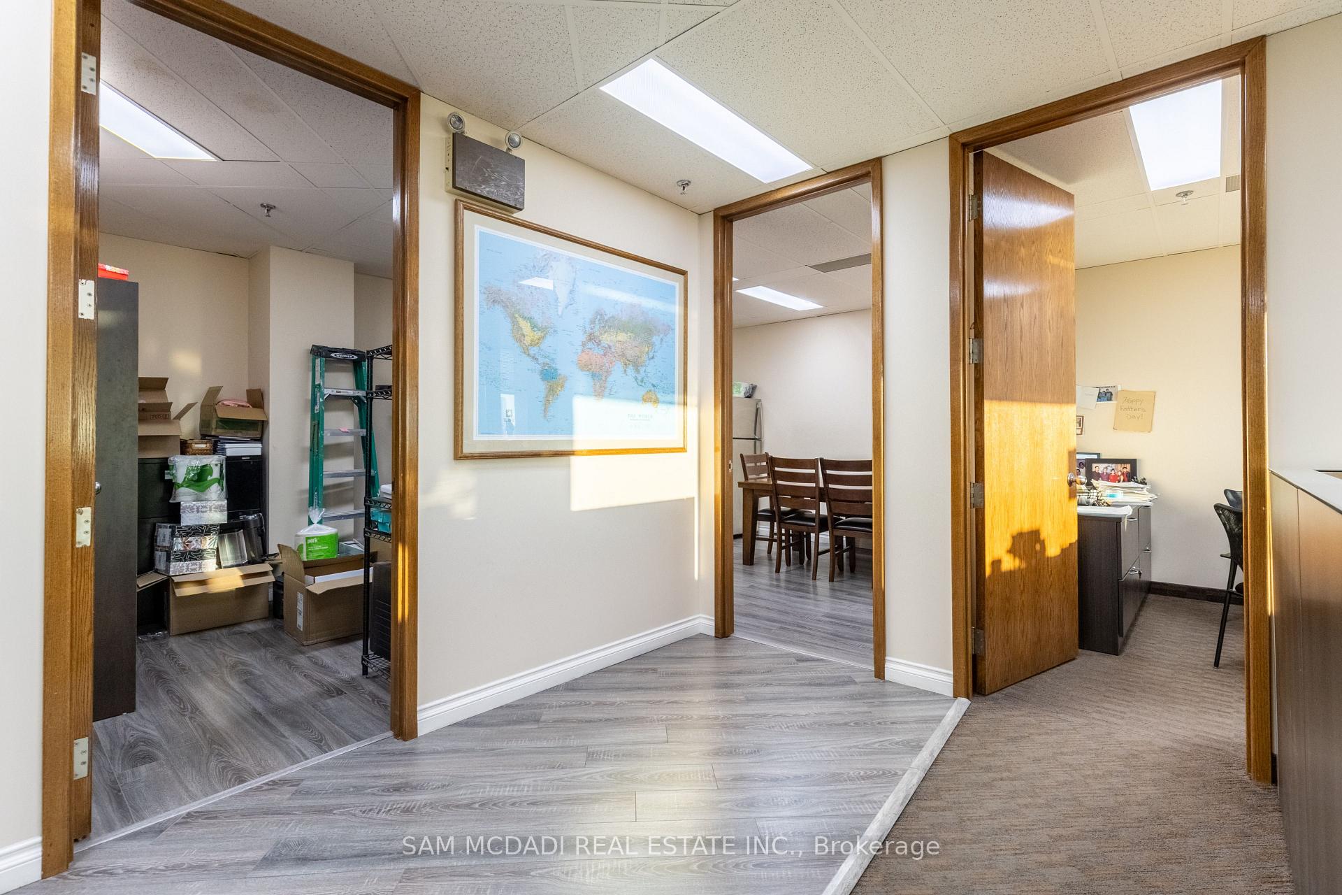 2800 Skymark Avenue 309