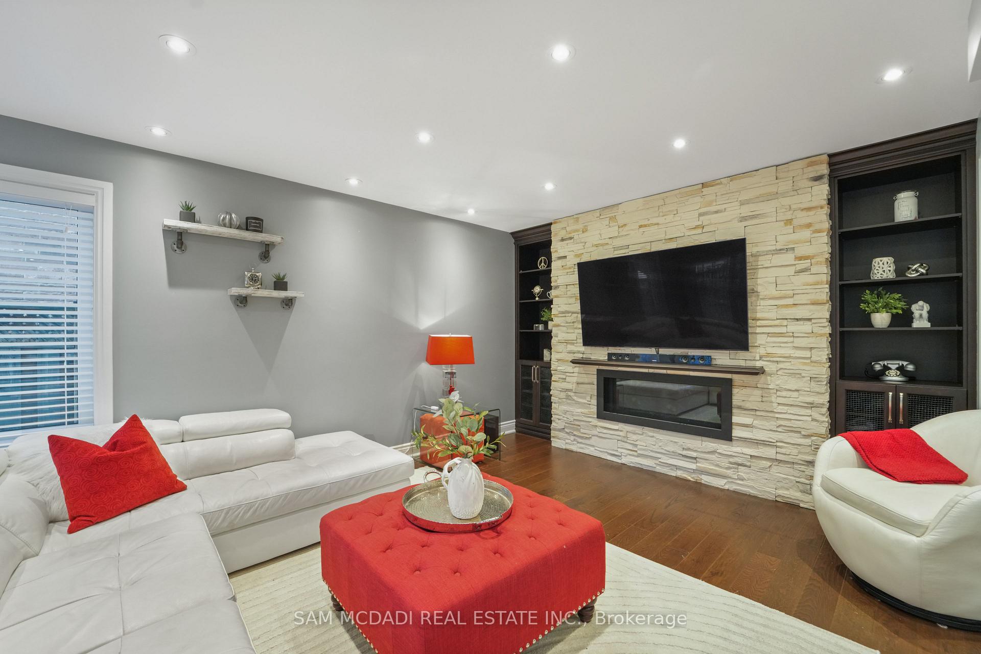 57 Milfoil Street