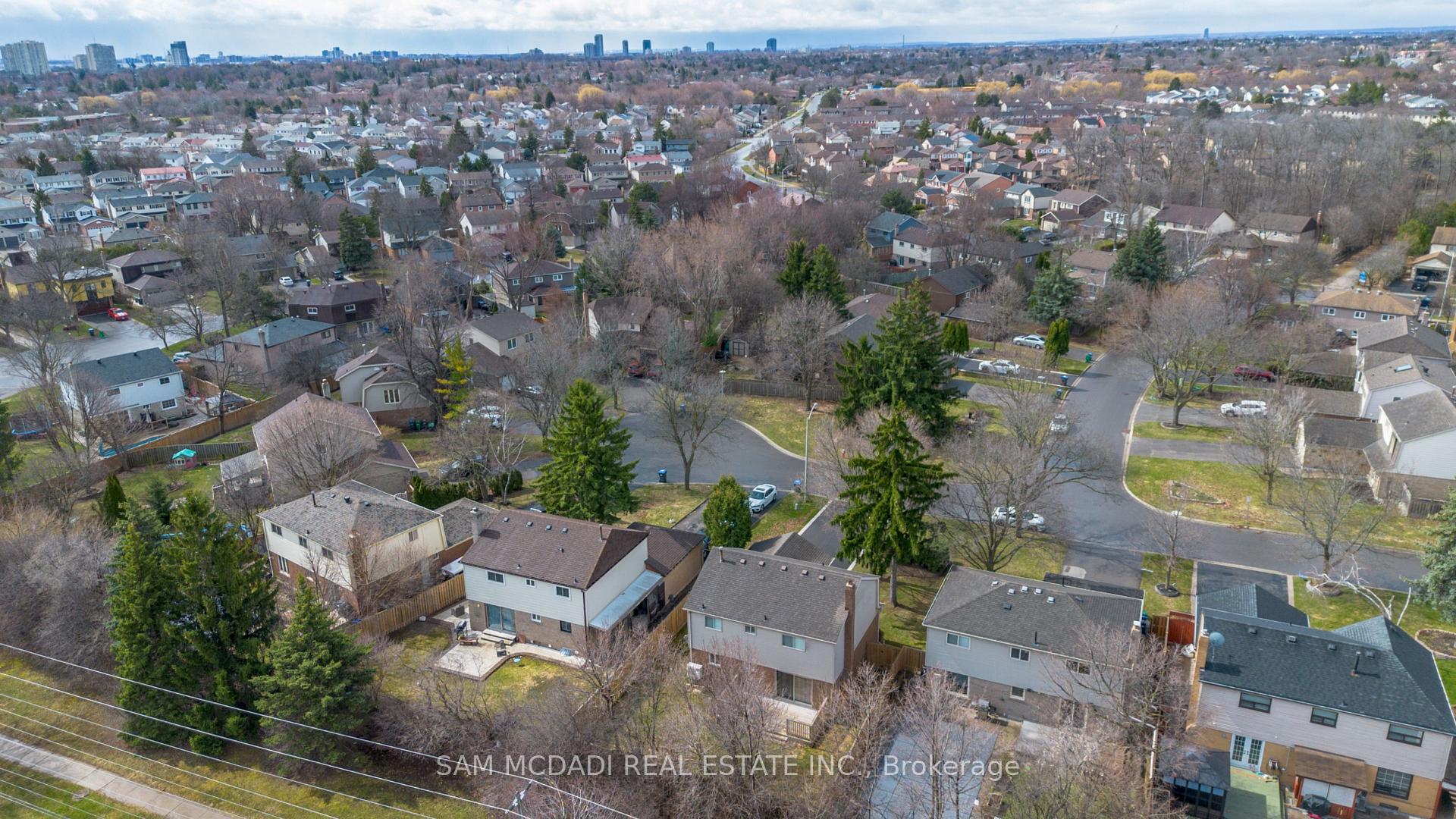 44 Madrid Crescent