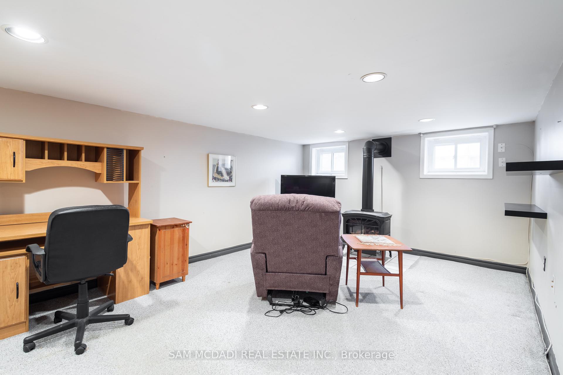 11 Brant Avenue