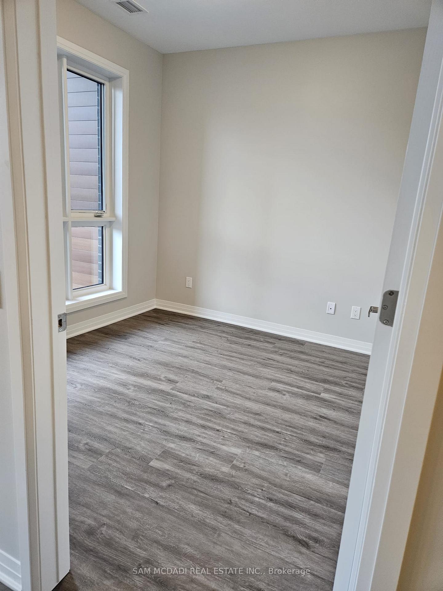 460 Gordon Krantz Avenue 222