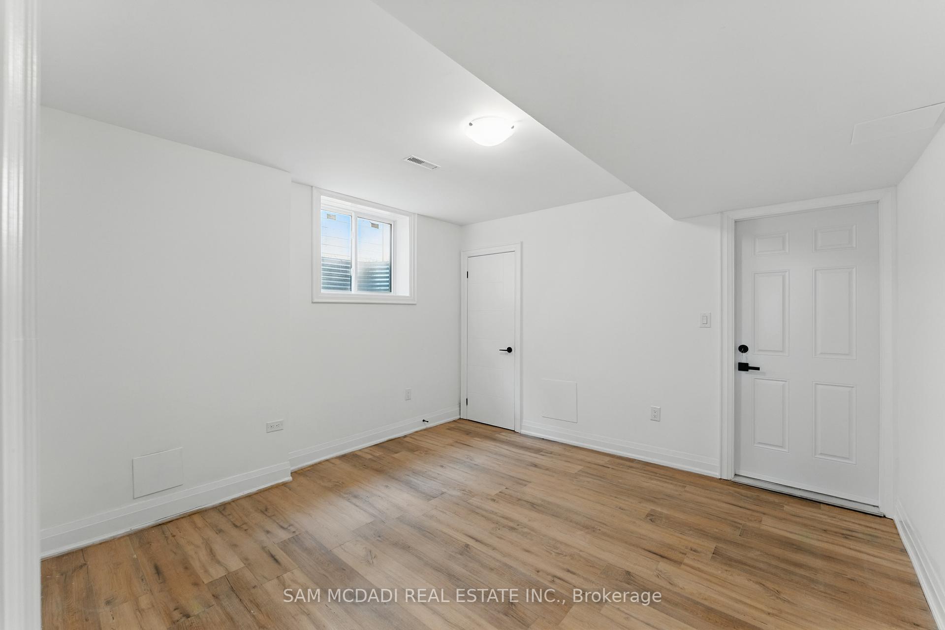 1037 Meredith Avenue