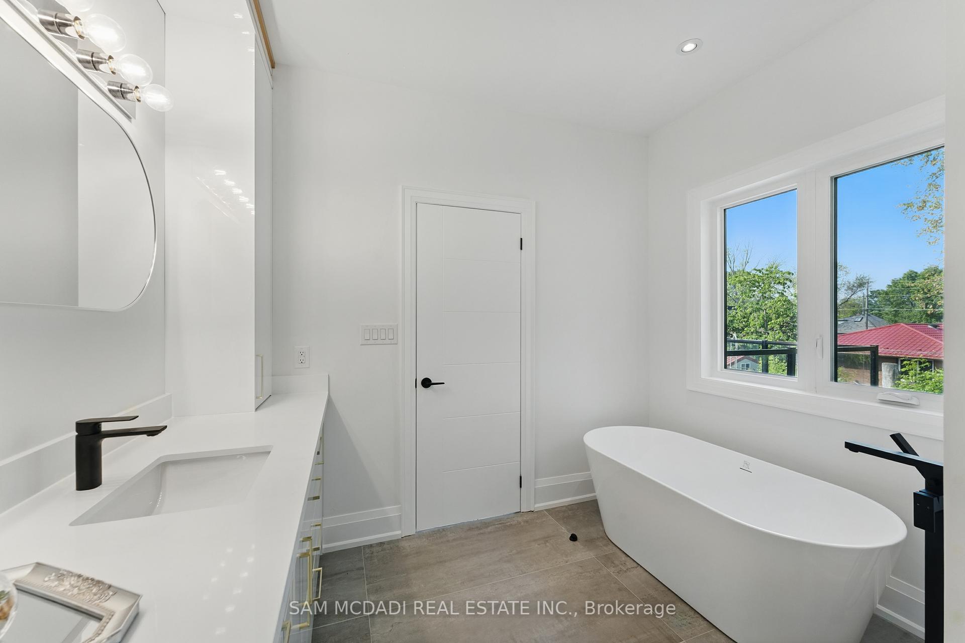 1037 Meredith Avenue