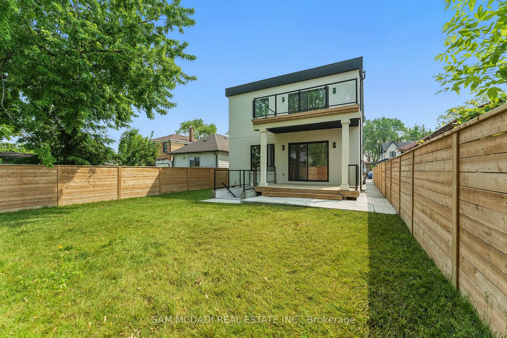 1037 Meredith Avenue