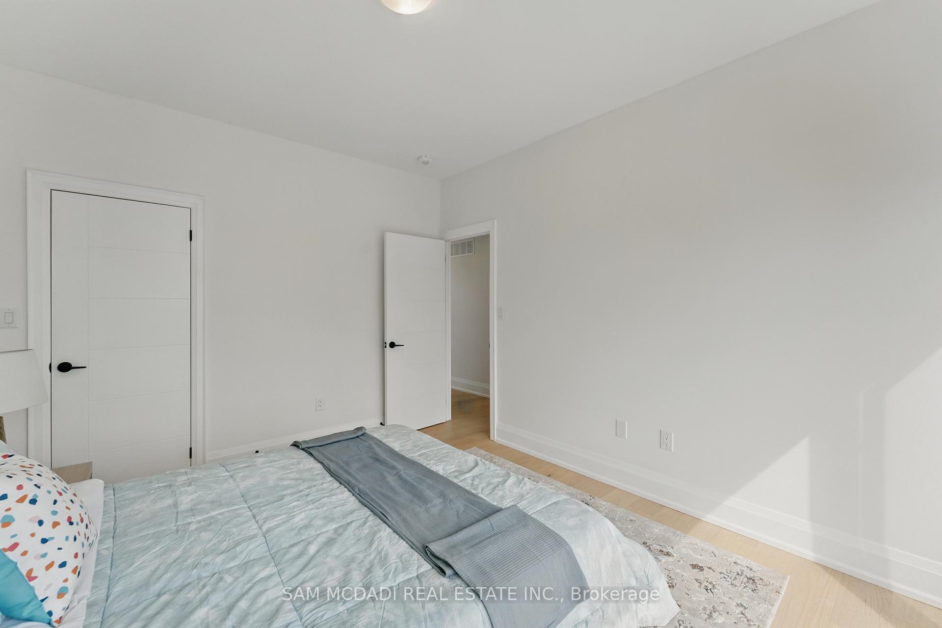 1037 Meredith Avenue