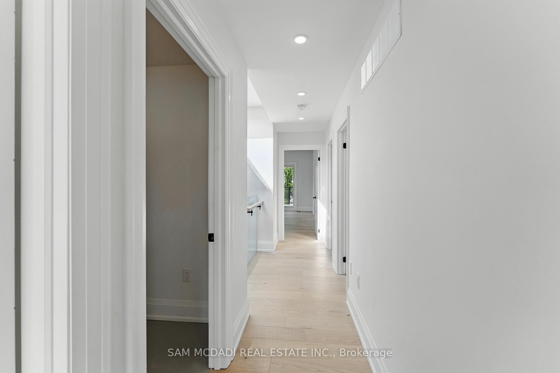 1037 Meredith Avenue