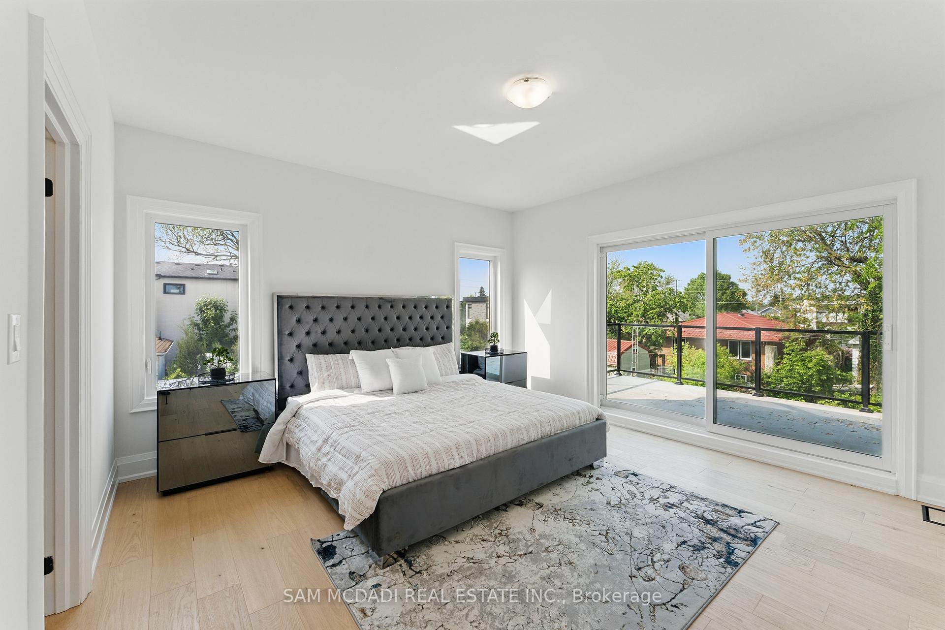 1037 Meredith Avenue