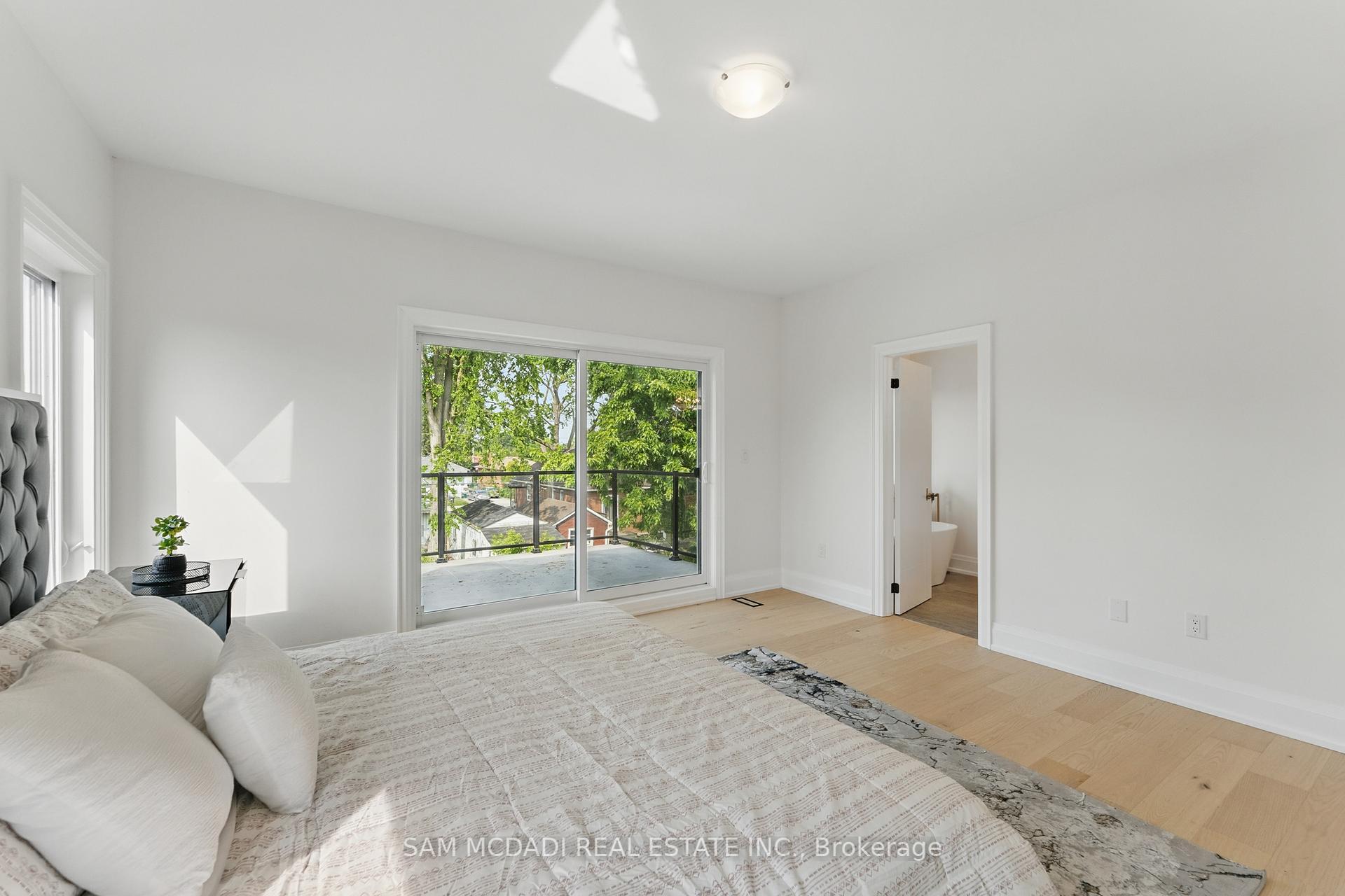 1037 Meredith Avenue