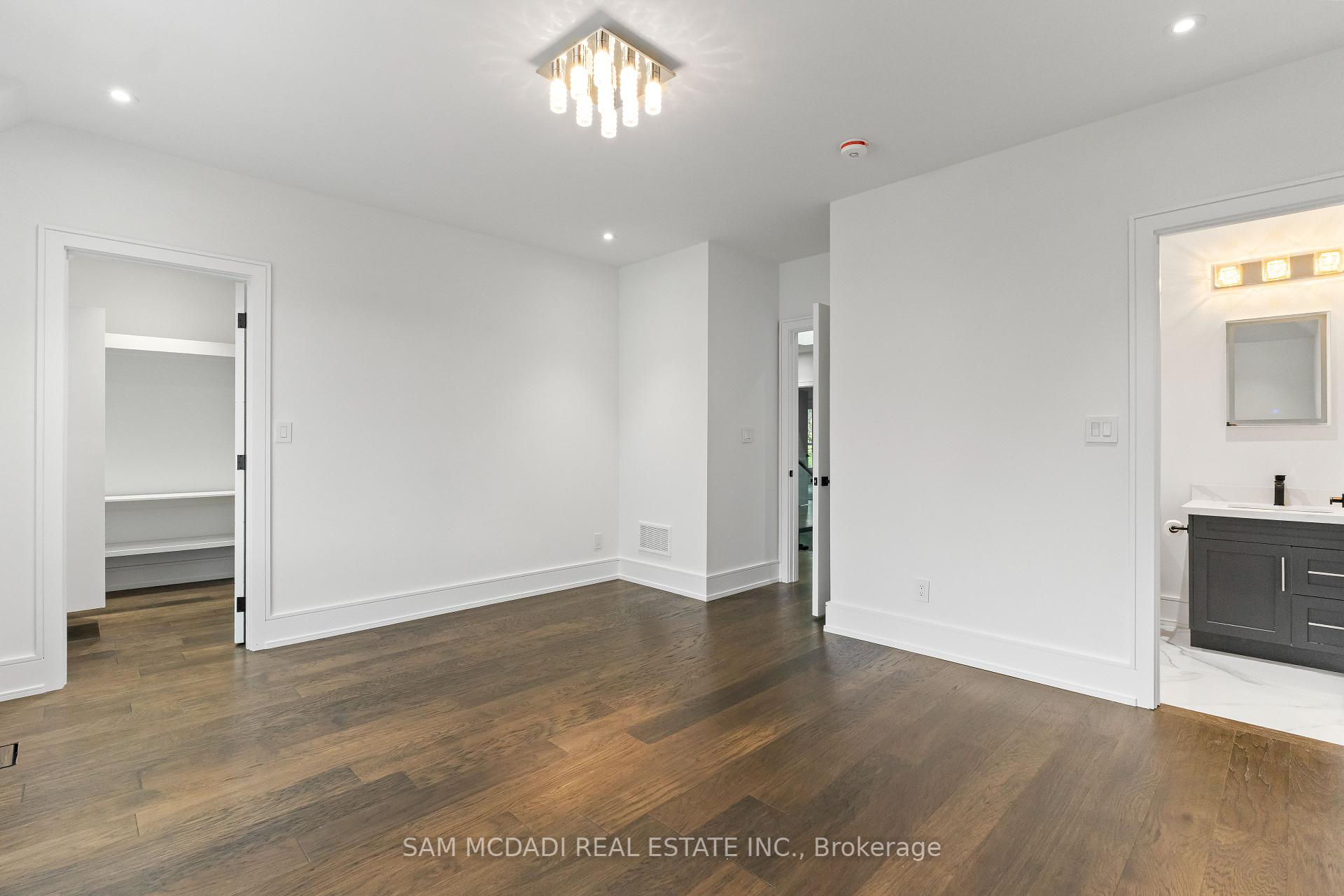 193 Mateo Place