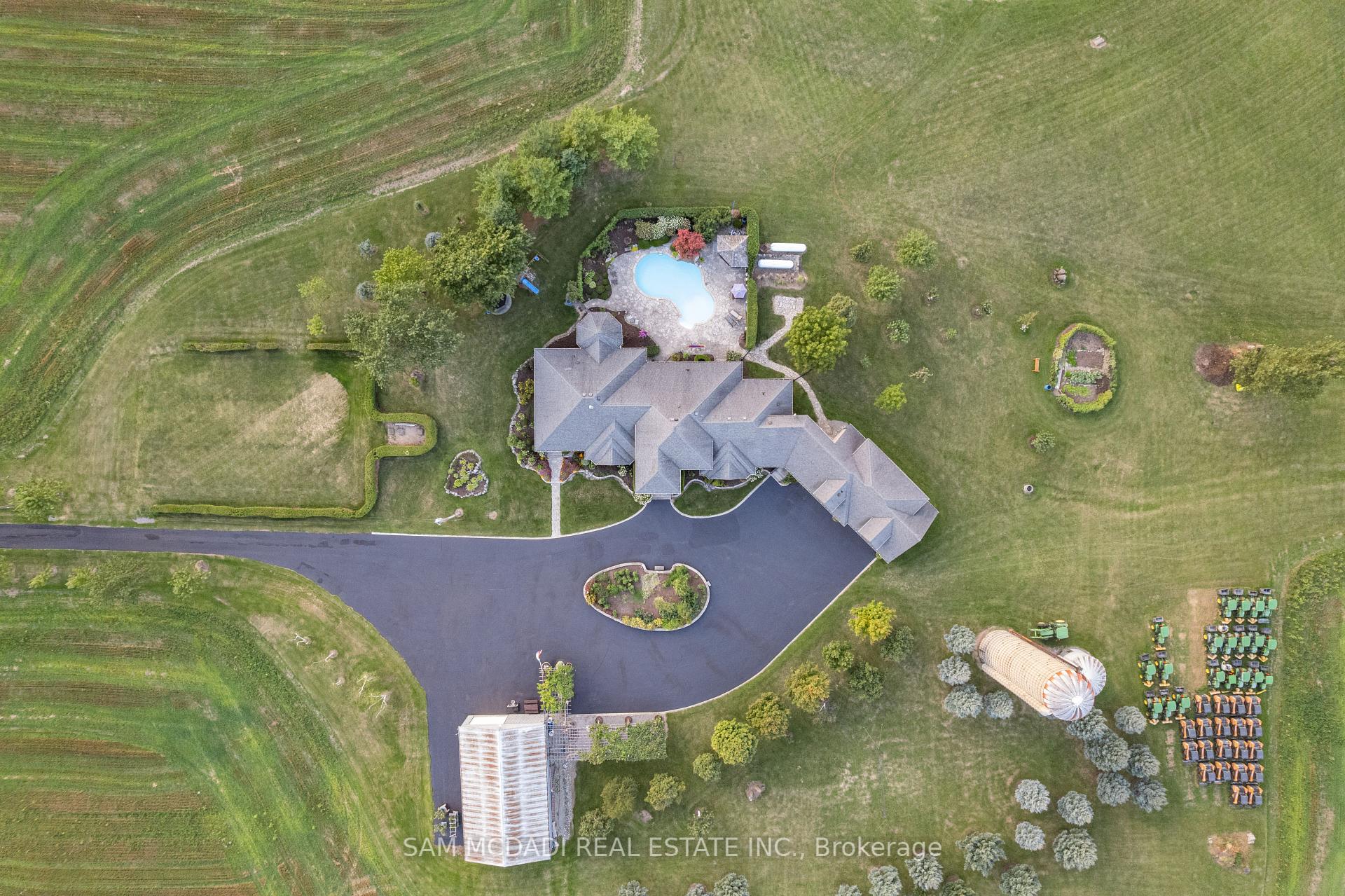 5431 Appleby Line