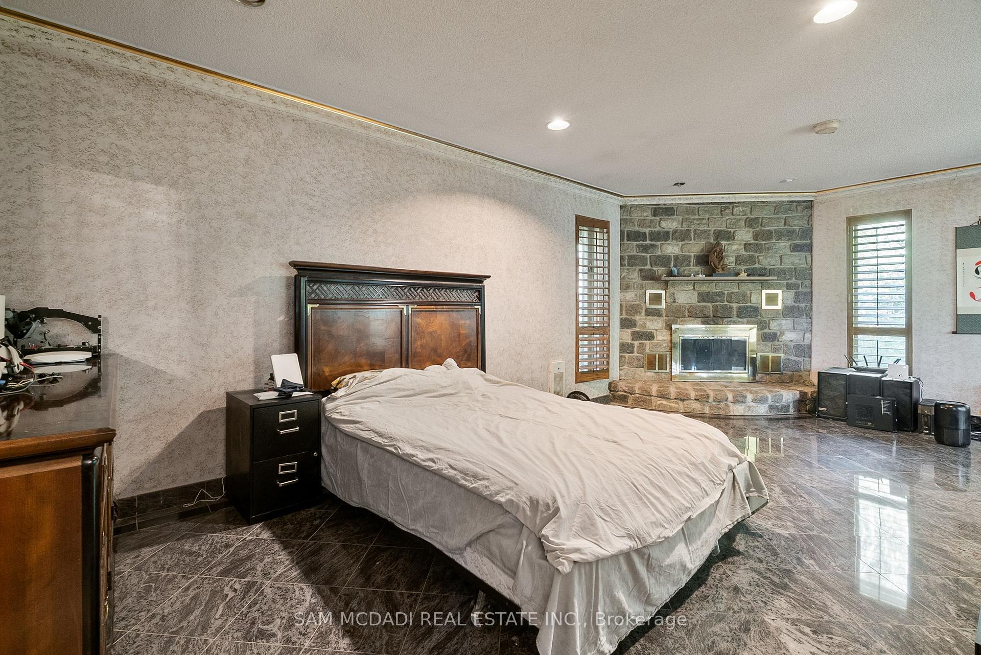 610 Kedleston Way