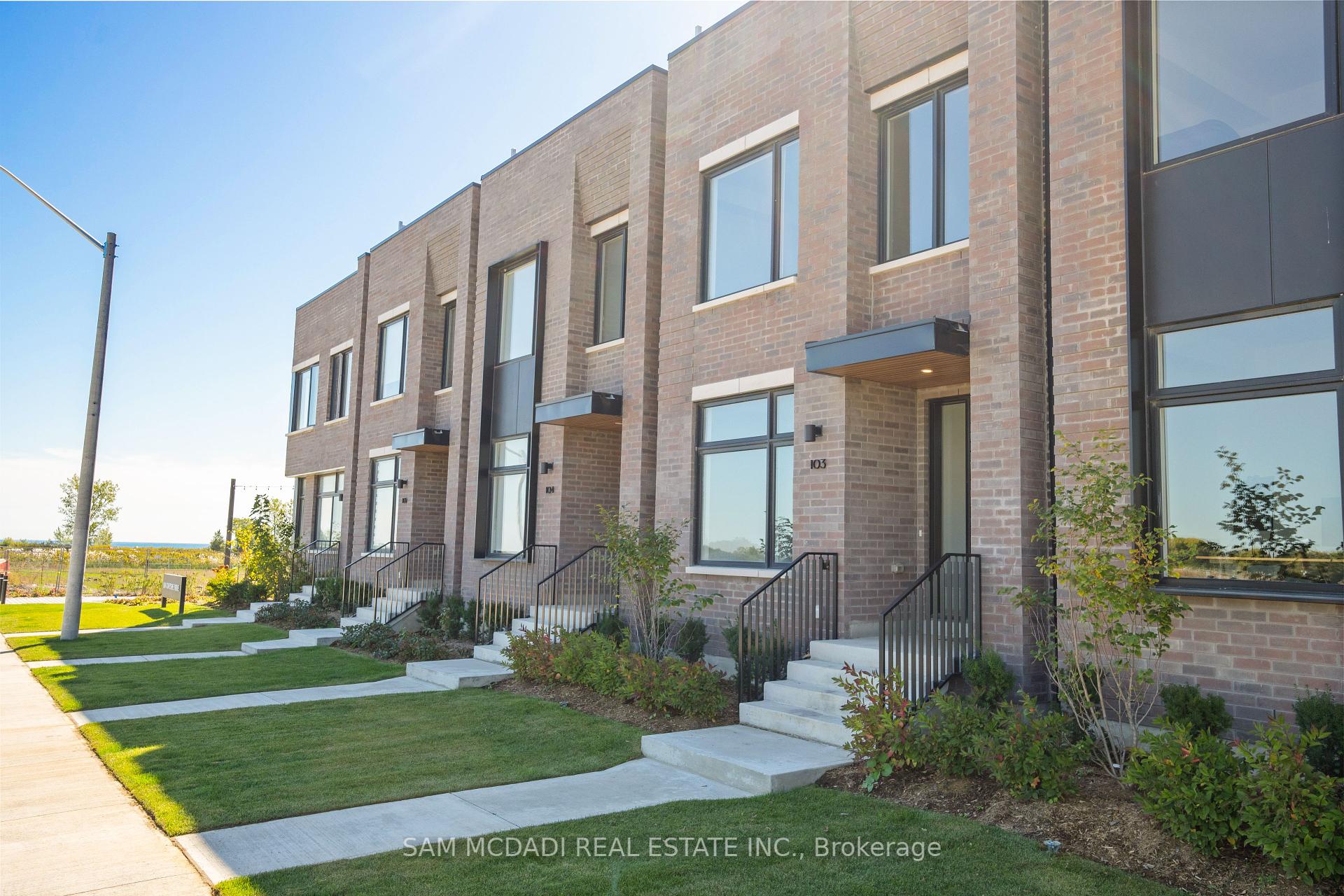 100 Coveside Drive