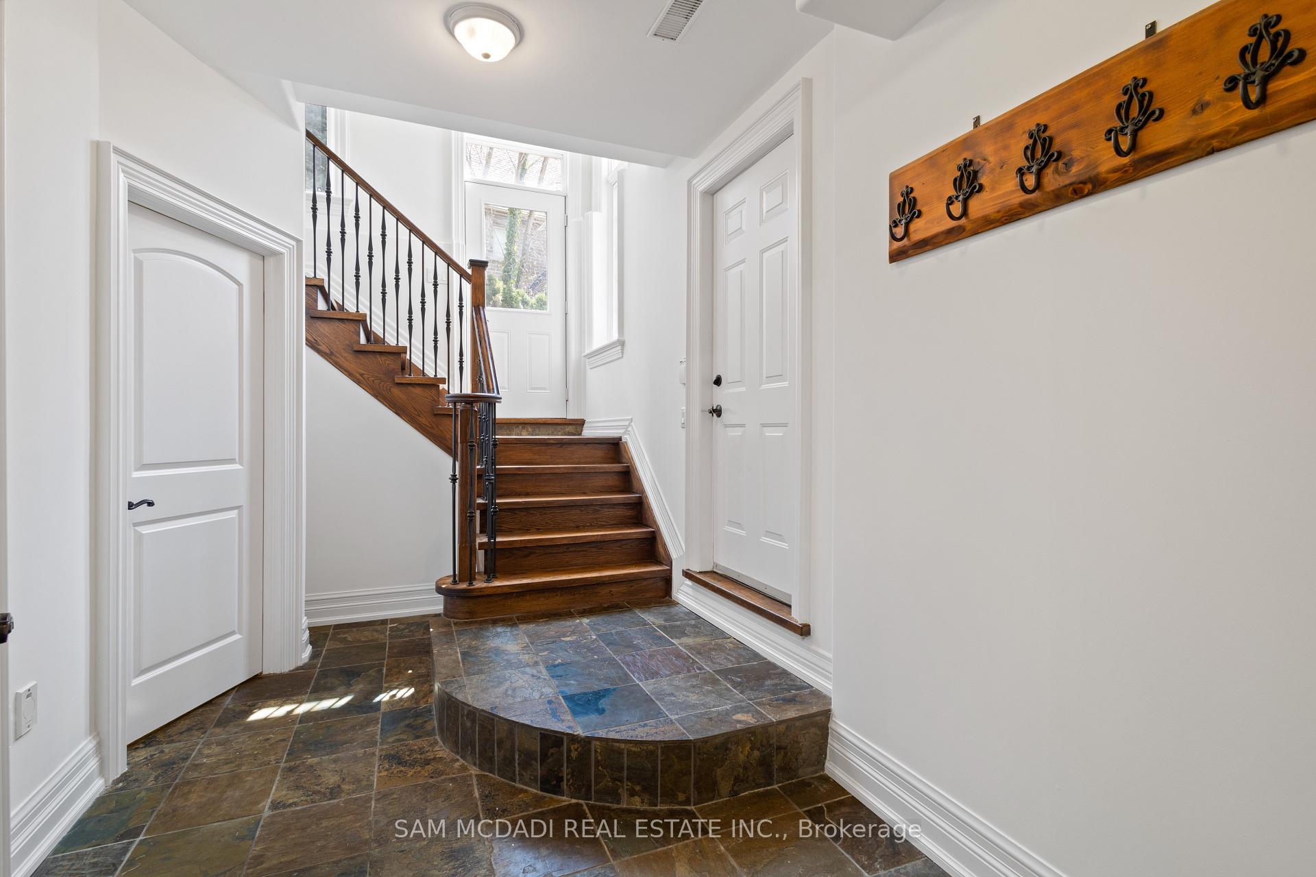 1173 Woodeden Drive