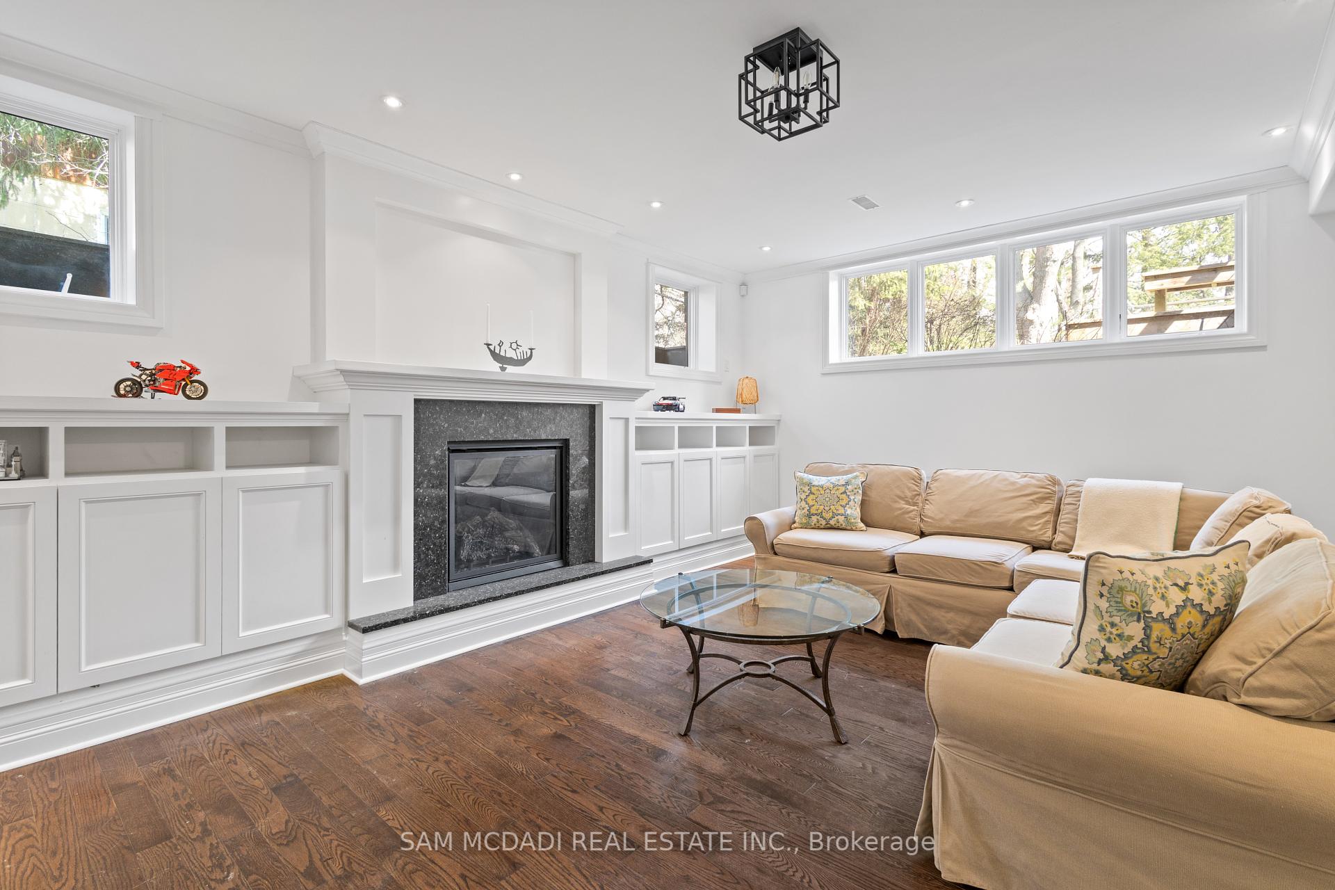 1173 Woodeden Drive