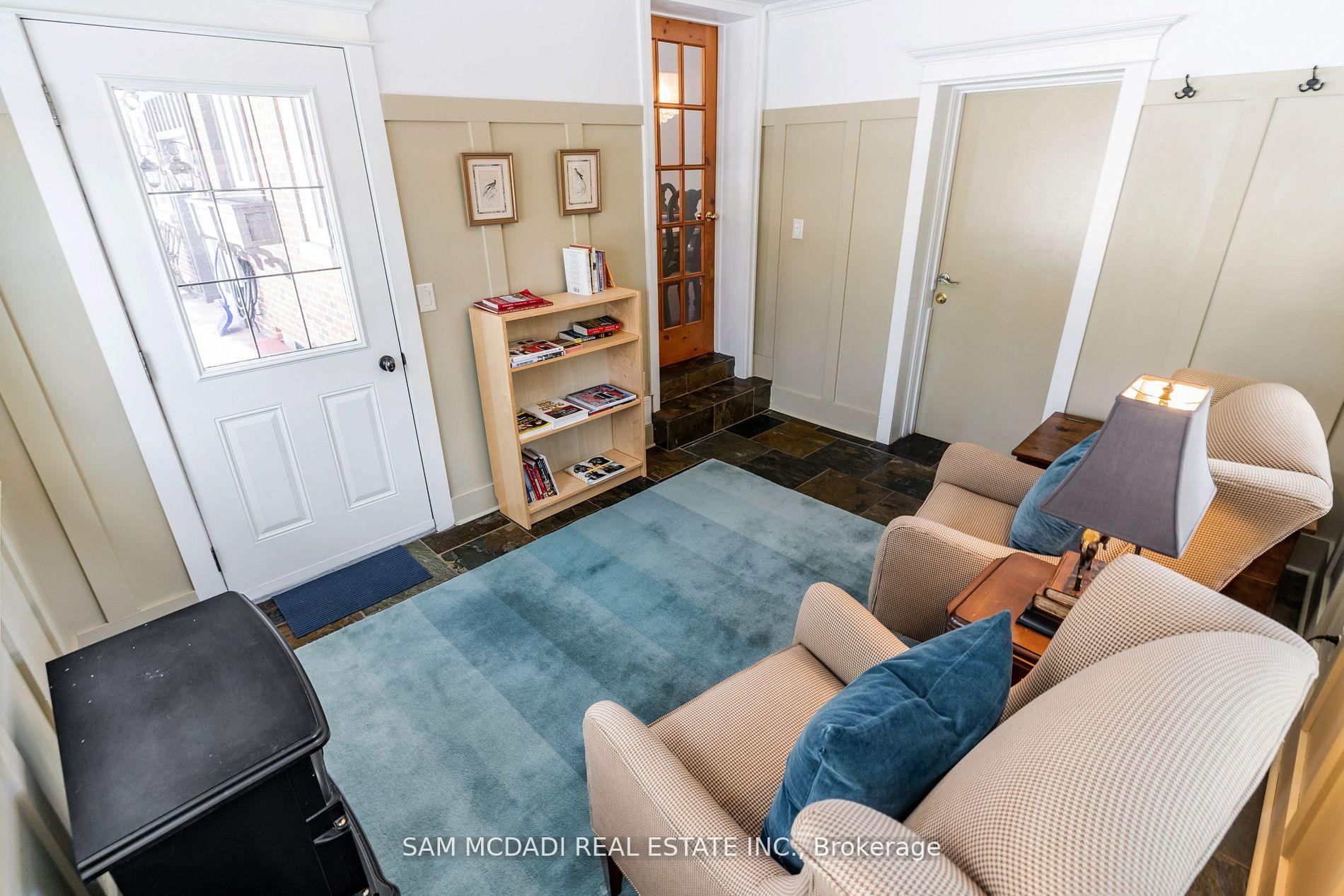 327 Shoreview Road