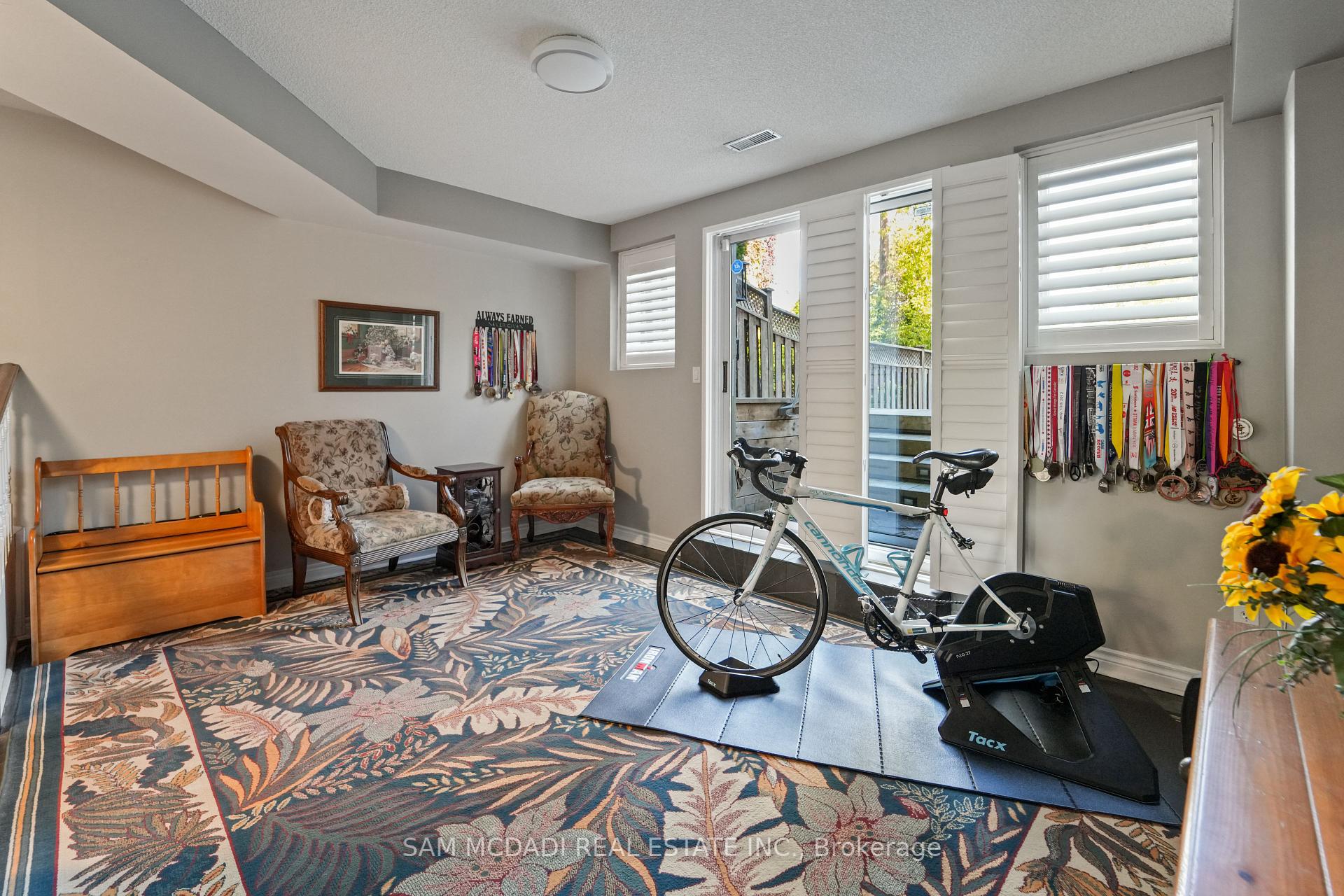 195 Grand Avenue 1
