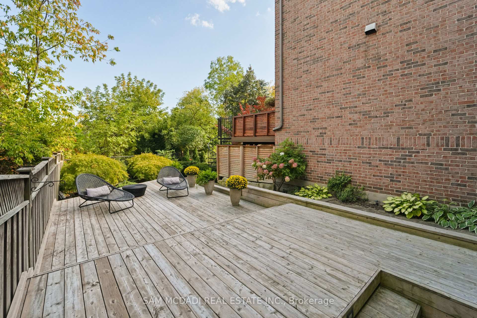 195 Grand Avenue 1