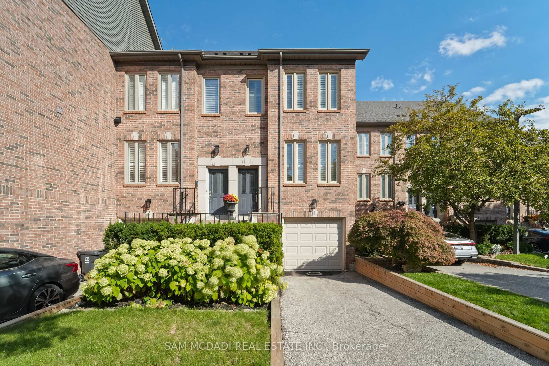 195 Grand Avenue 1
