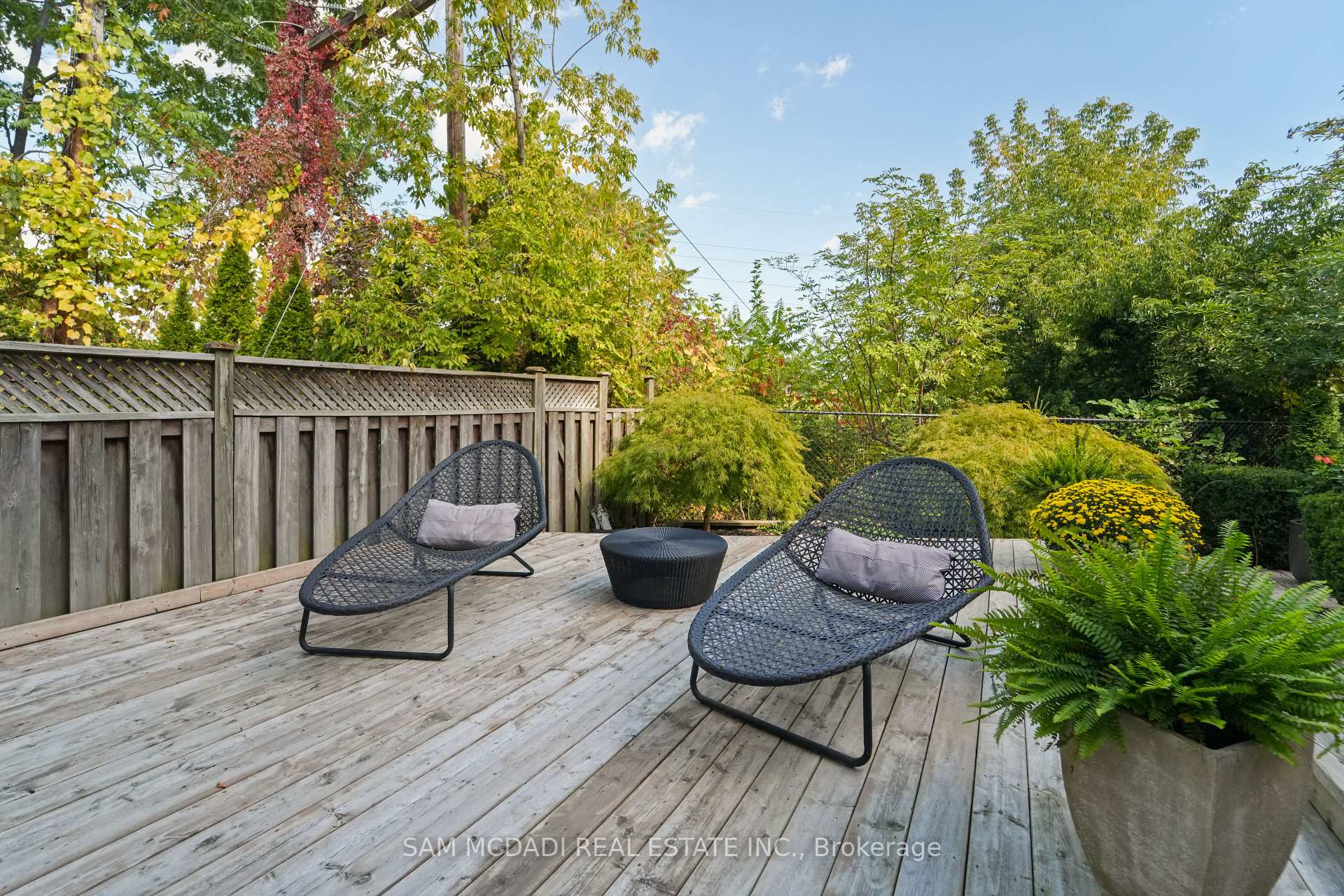 195 Grand Avenue 1