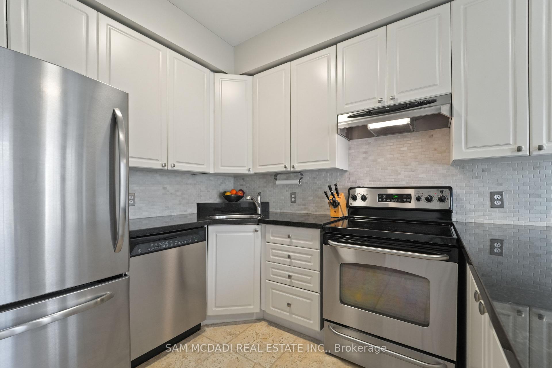 195 Grand Avenue 1